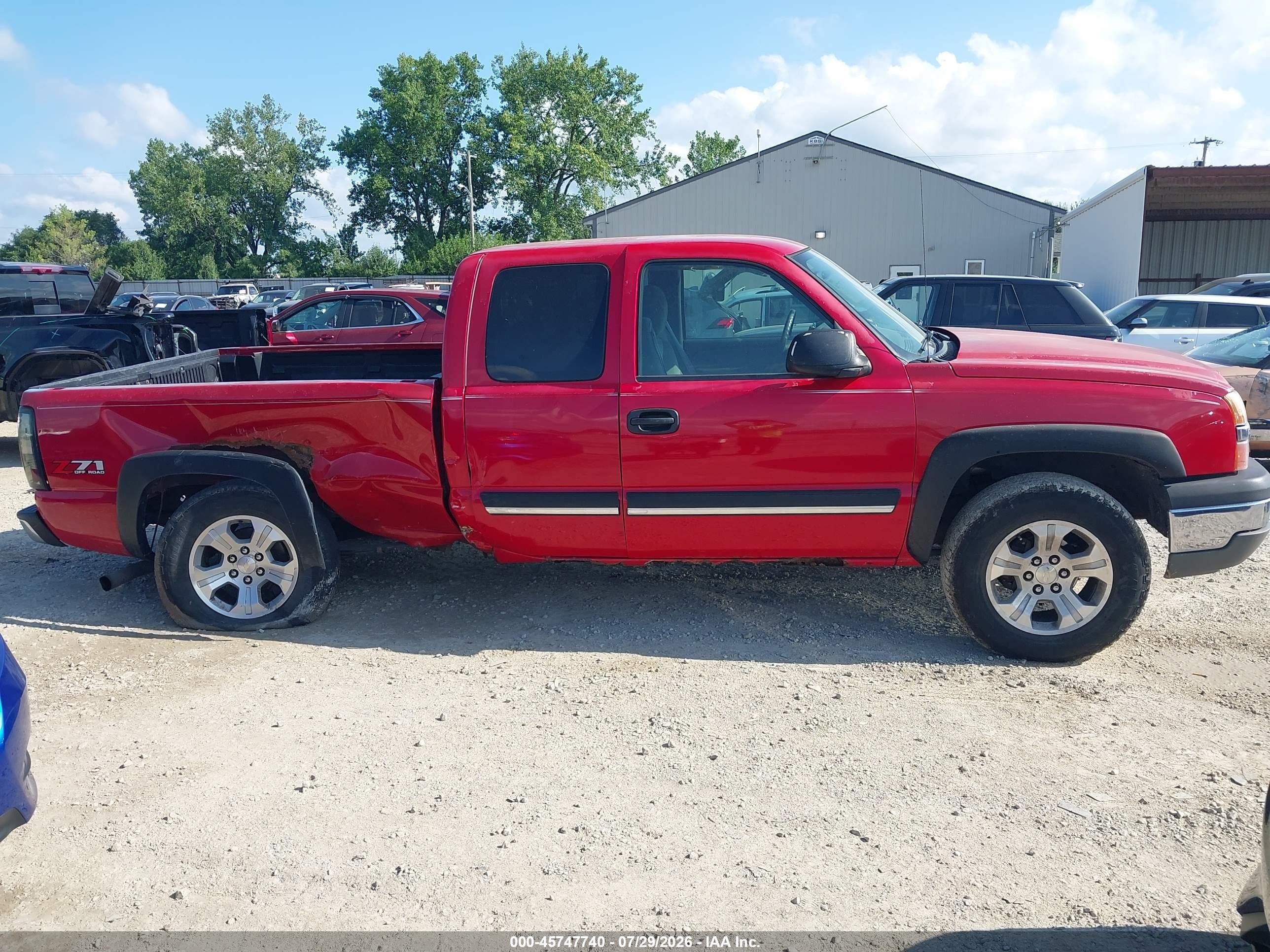 2004 Chevrolet Silverado 1500 Z71 Red vin: 2GCEK19T441281863