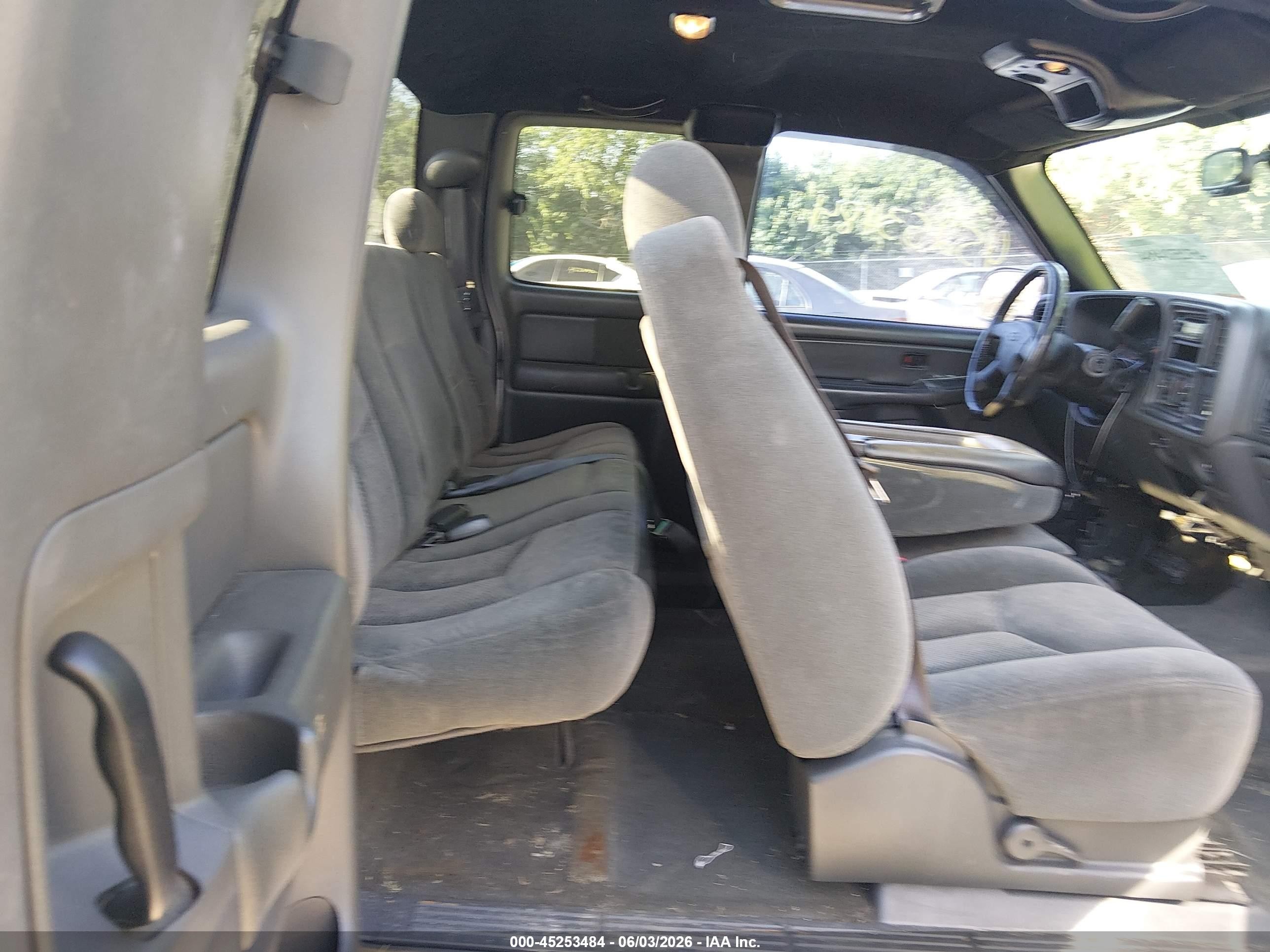 2004 Chevrolet Silverado 1500 Z71 Silver vin: 2GCEK19T441373894