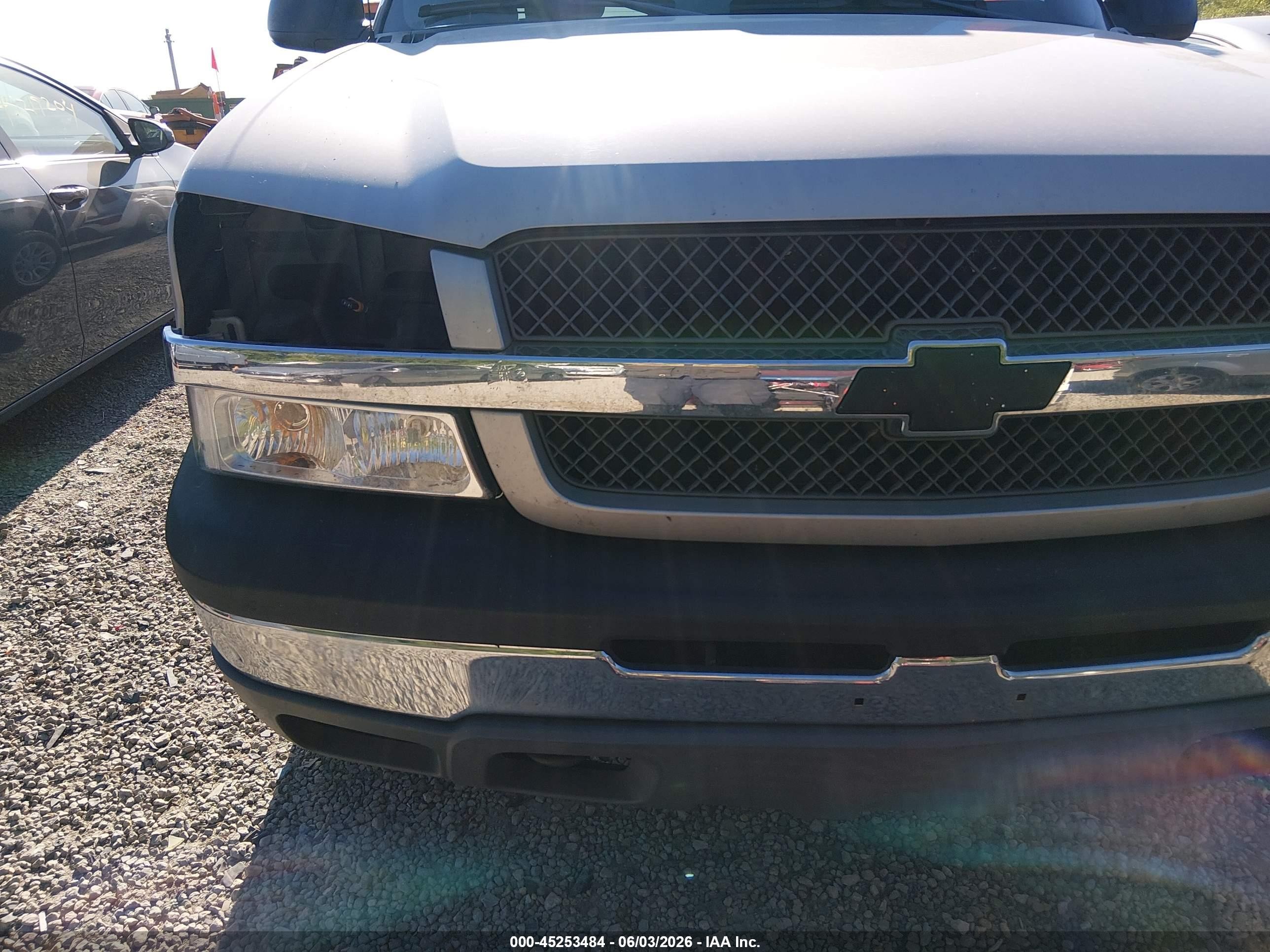 2004 Chevrolet Silverado 1500 Z71 Silver vin: 2GCEK19T441373894