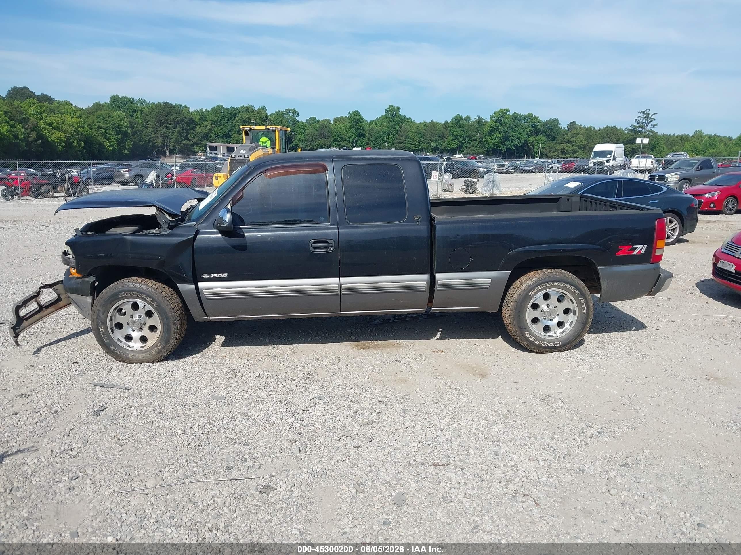 1999 Chevrolet Silverado 1500 Ls/lt Black vin: 2GCEK19T4X1136200