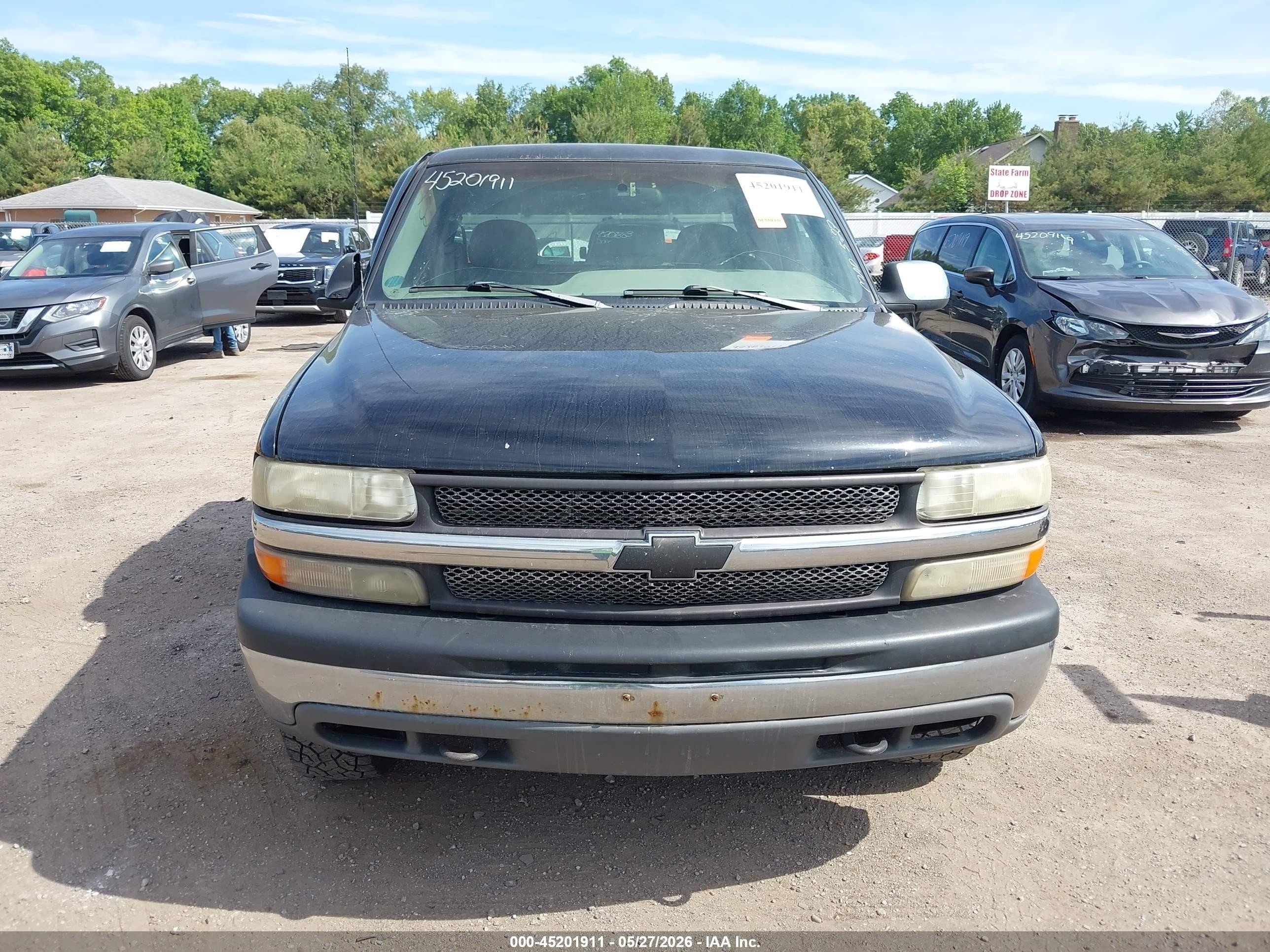 1999 Chevrolet Silverado 1500 Ls Black vin: 2GCEK19T4X1188863