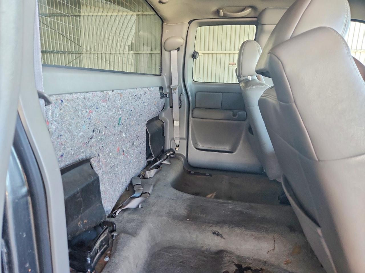 2000 Chevrolet Silverado K1500 Gray vin: 2GCEK19T4Y1359385