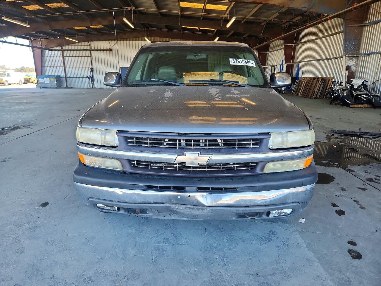 2000 Chevrolet Silverado K1500 Gray vin: 2GCEK19T4Y1359385