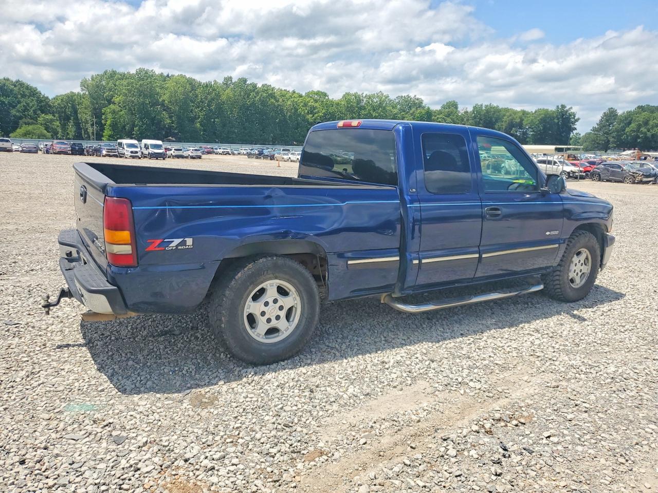 2001 Chevrolet Silverado K1500 Синий vin: 2GCEK19T511369512