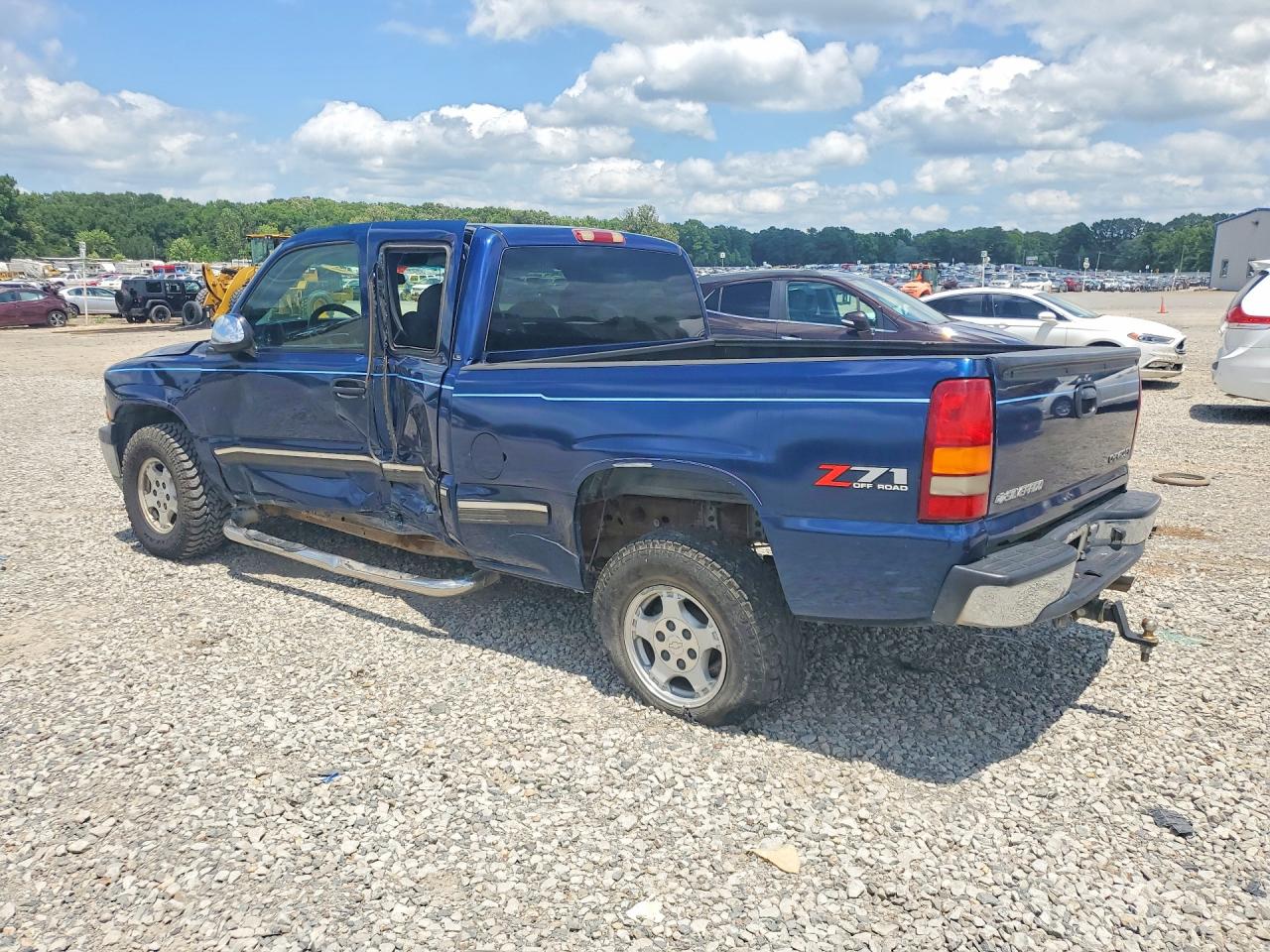 2001 Chevrolet Silverado K1500 Синий vin: 2GCEK19T511369512