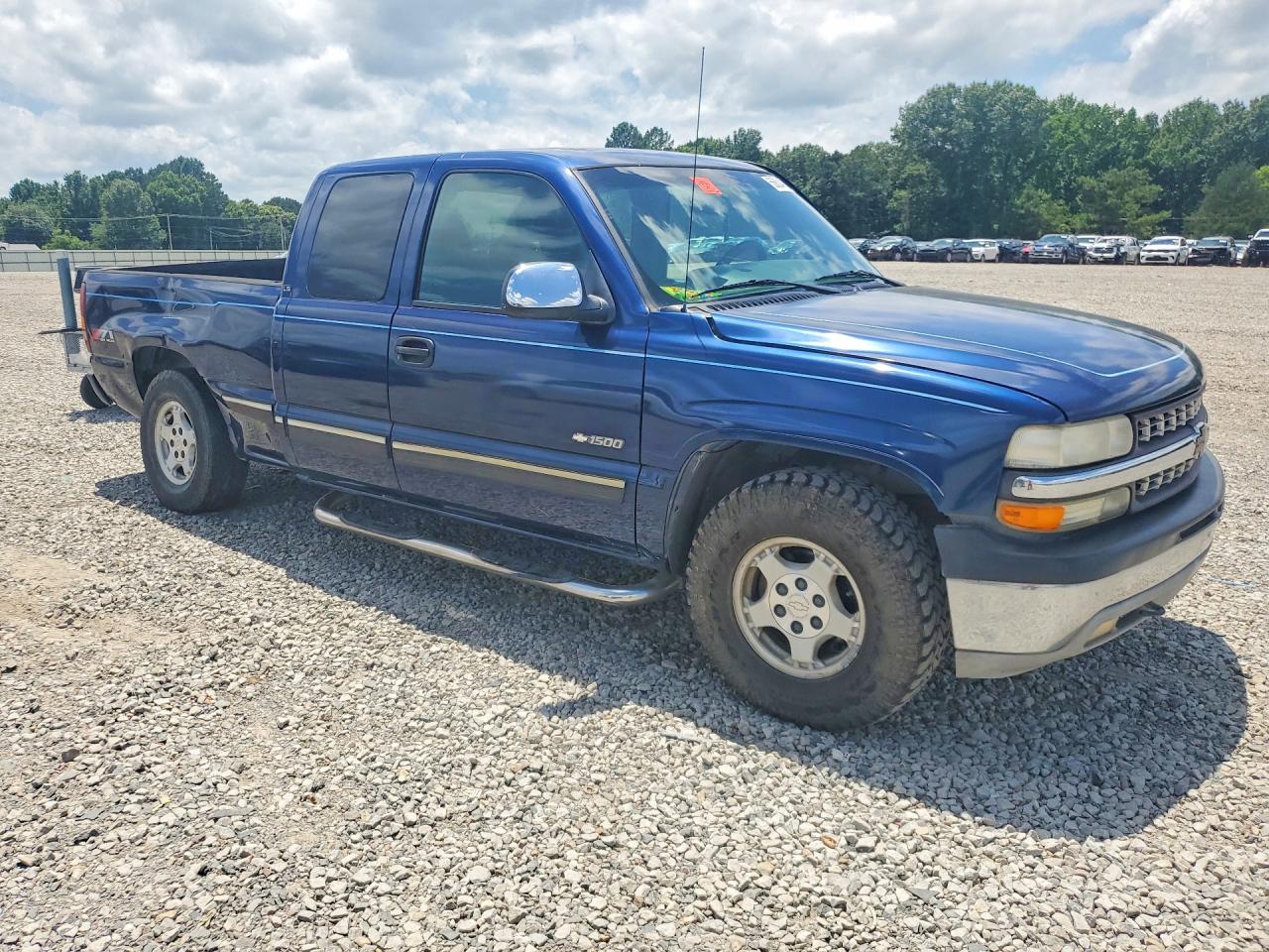2001 Chevrolet Silverado K1500 Синий vin: 2GCEK19T511369512