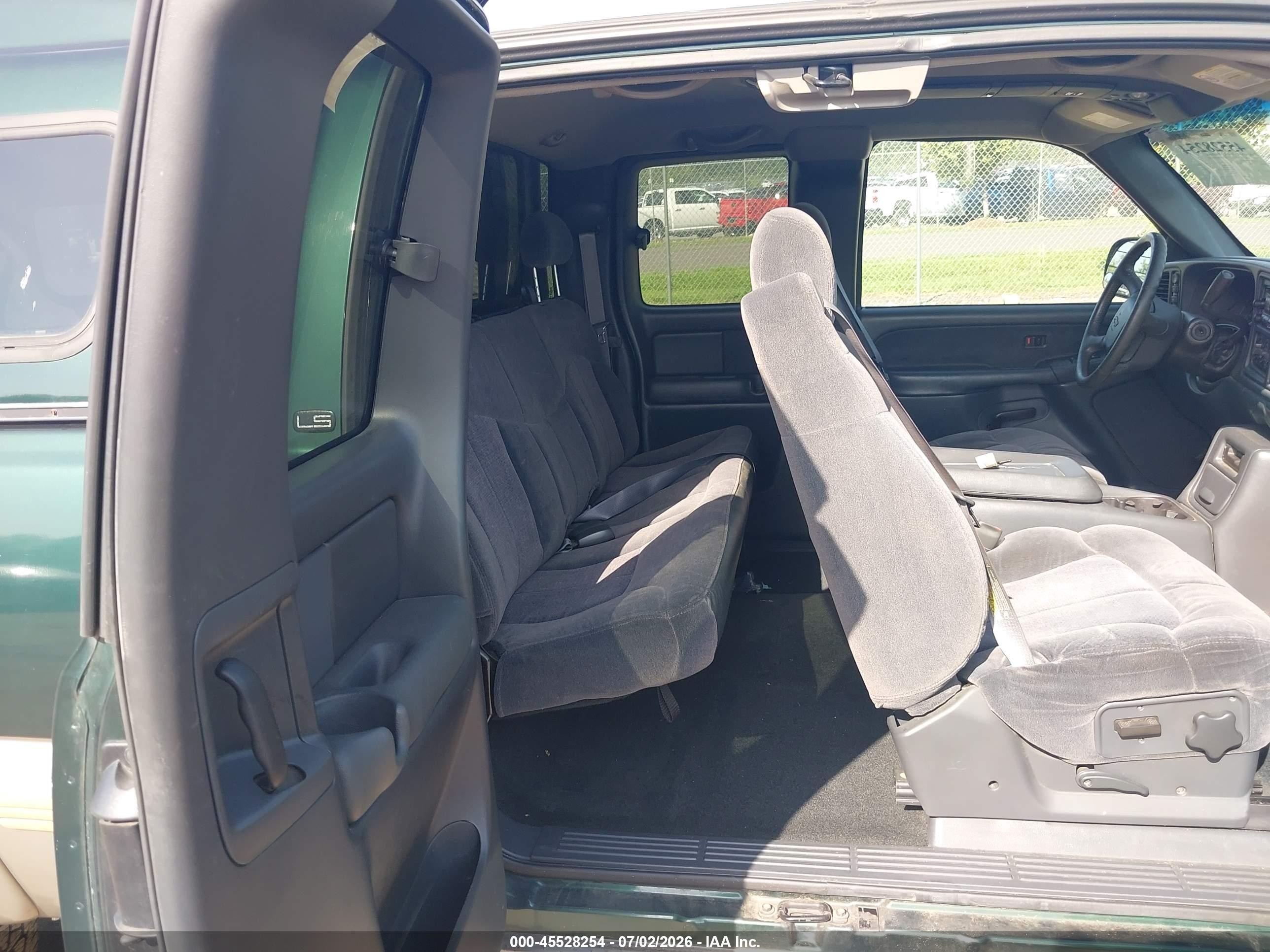 2002 Chevrolet Silverado 1500 Ls Green vin: 2GCEK19T521109614