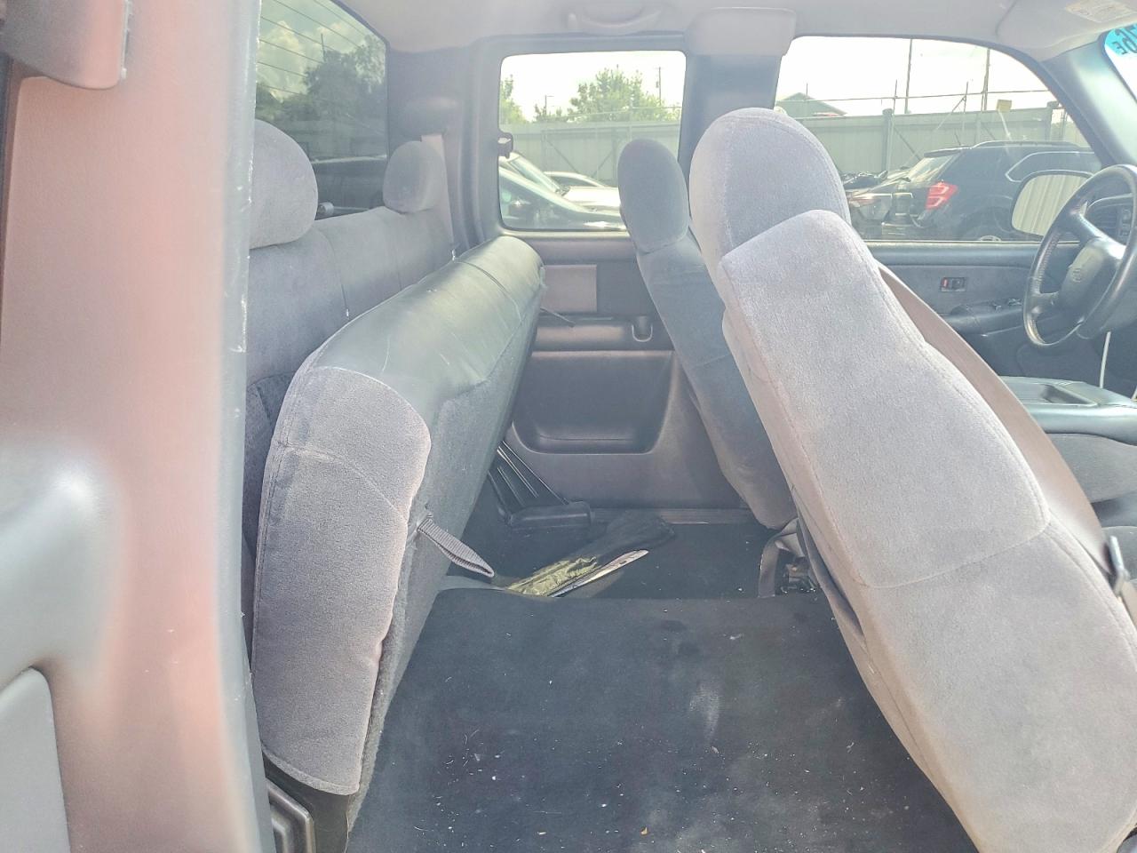 2002 Chevrolet Silverado K1500 Black vin: 2GCEK19T521402364