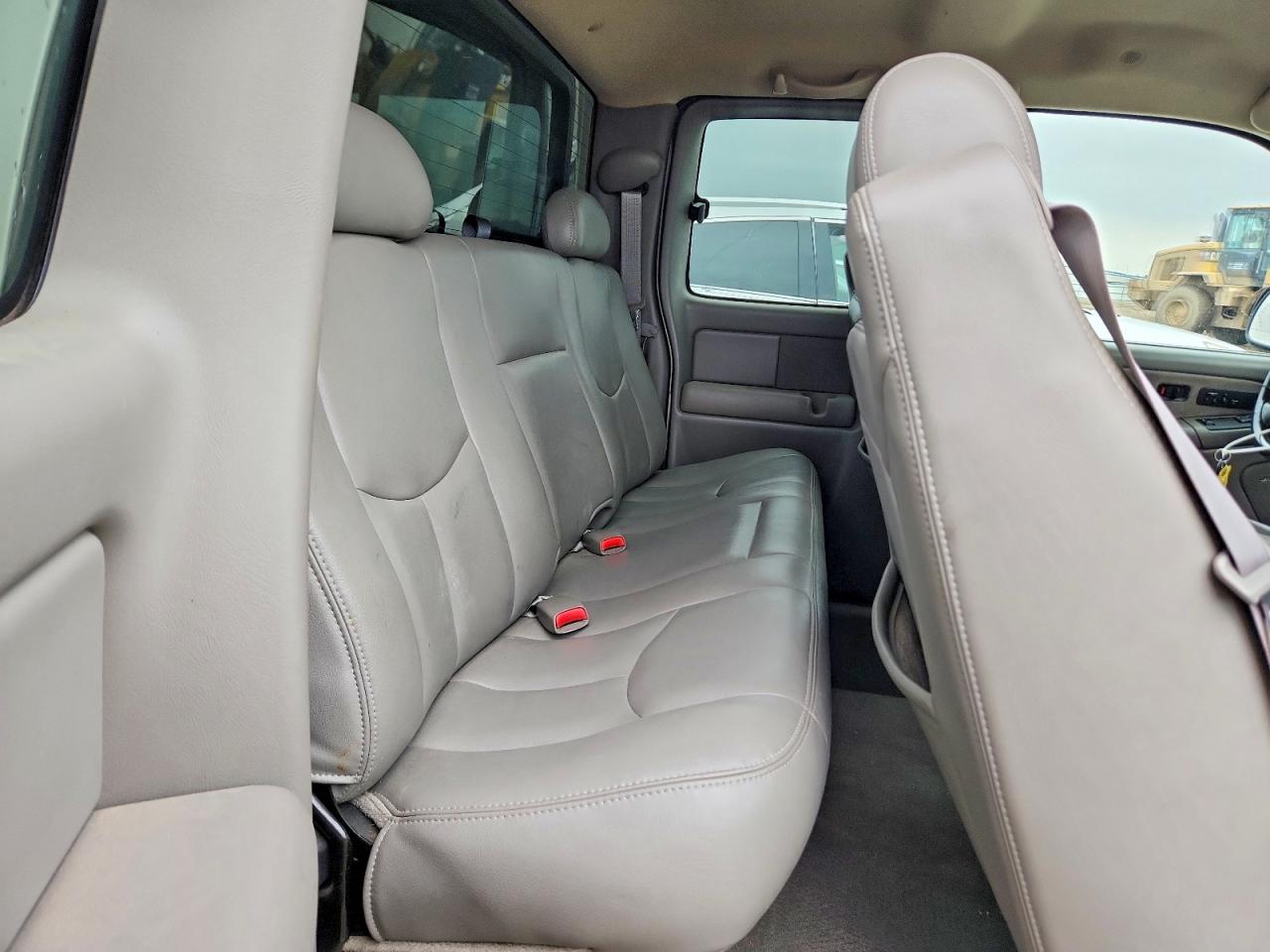 2003 Chevrolet Silverado K1500 Beige vin: 2GCEK19T531135129
