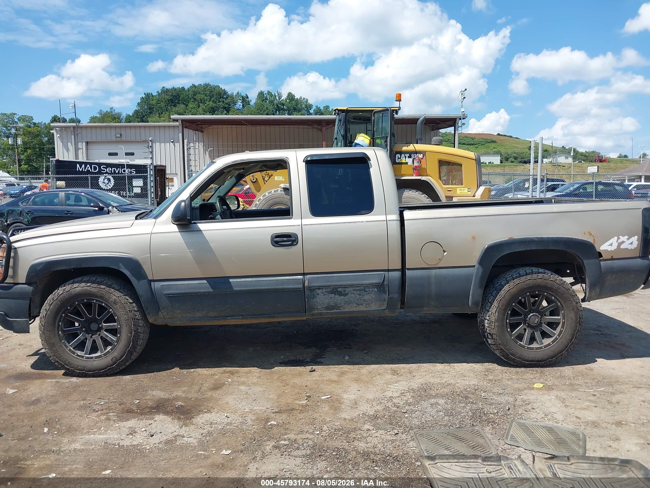 2004 Chevrolet Silverado 1500 Ls Beige vin: 2GCEK19T541247334