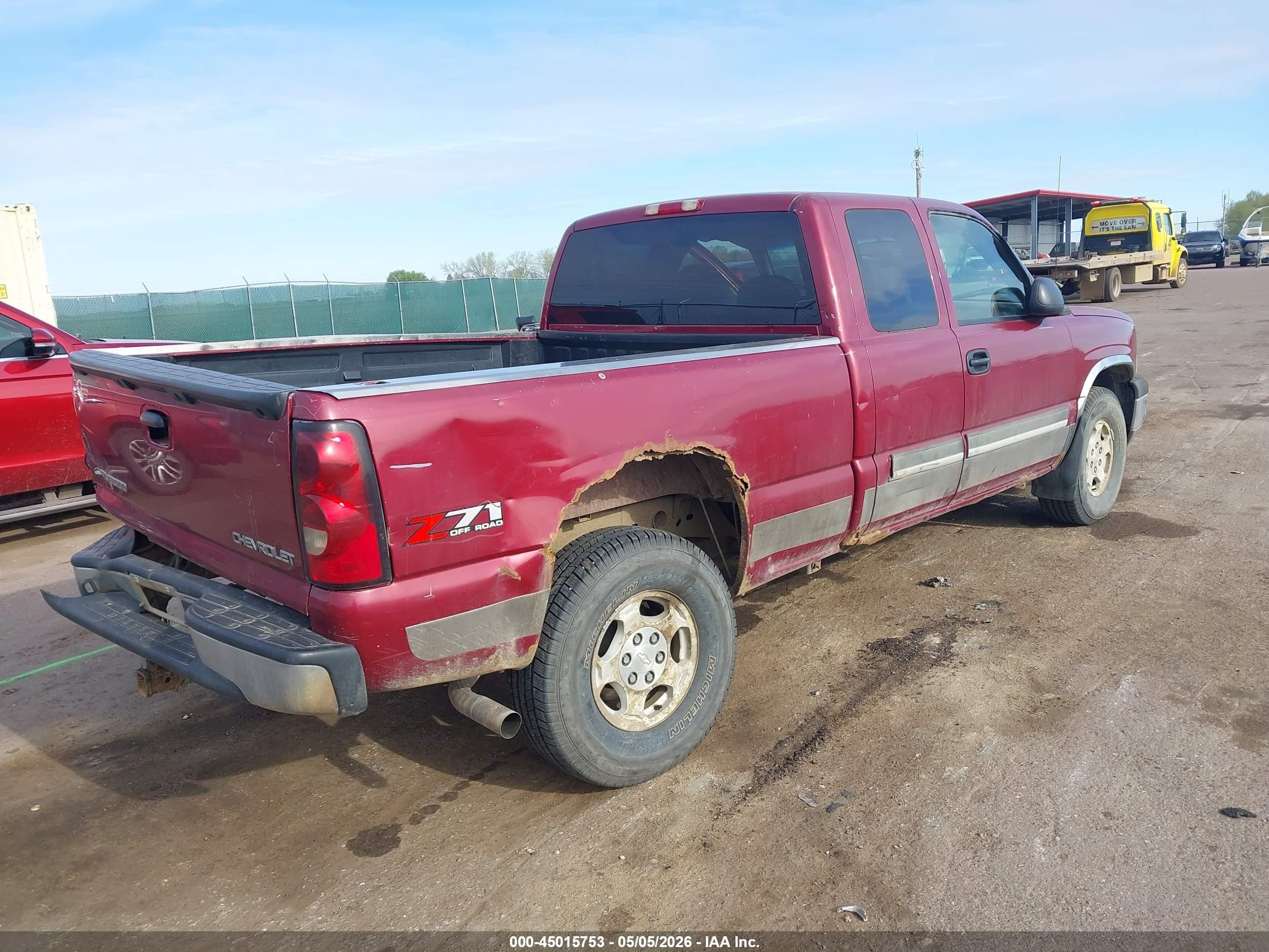 2004 Chevrolet Silverado 1500 Z71 Красный vin: 2GCEK19T541286666