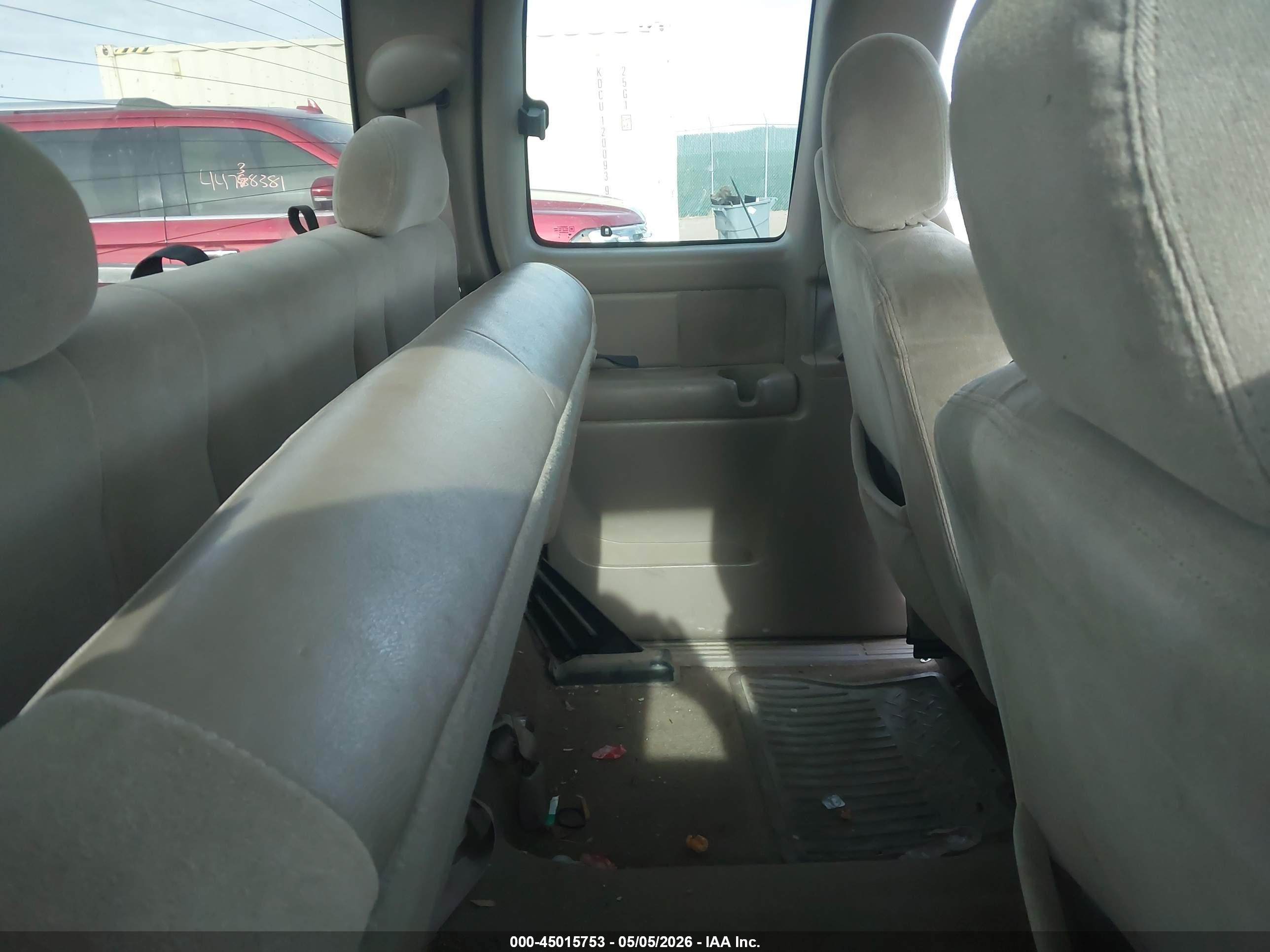 2004 Chevrolet Silverado 1500 Z71 Красный vin: 2GCEK19T541286666