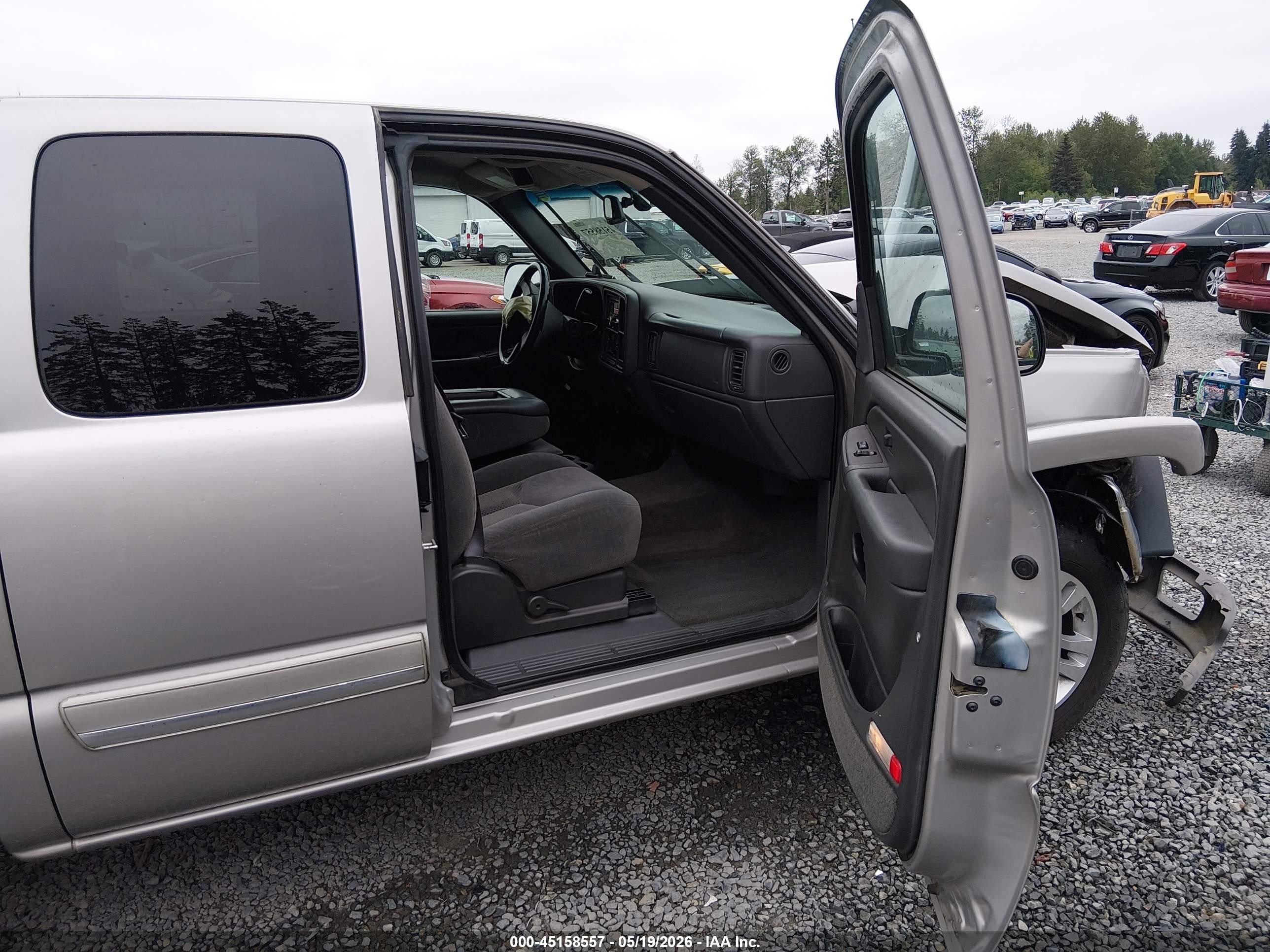 2004 Chevrolet Silverado 1500 Z71 Silver vin: 2GCEK19T541381681