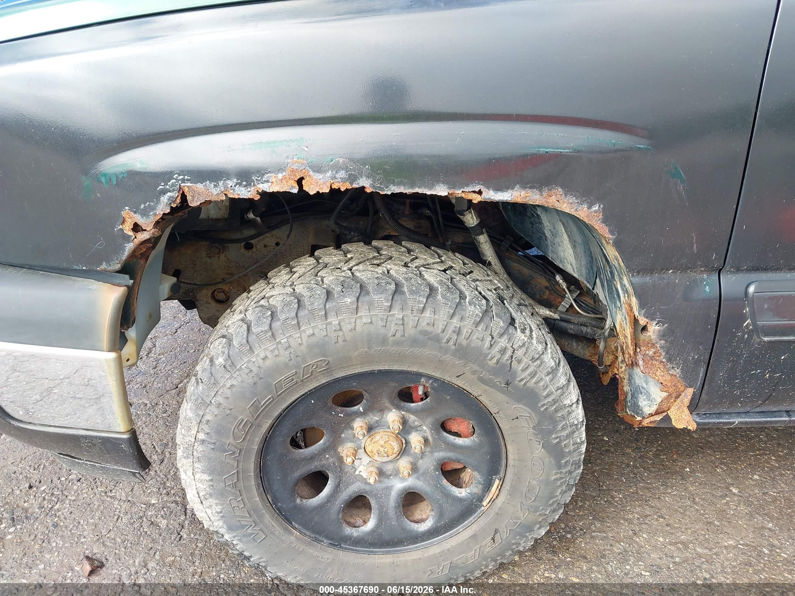 2005 Chevrolet Silverado 1500 Z71 Черный vin: 2GCEK19T551206168