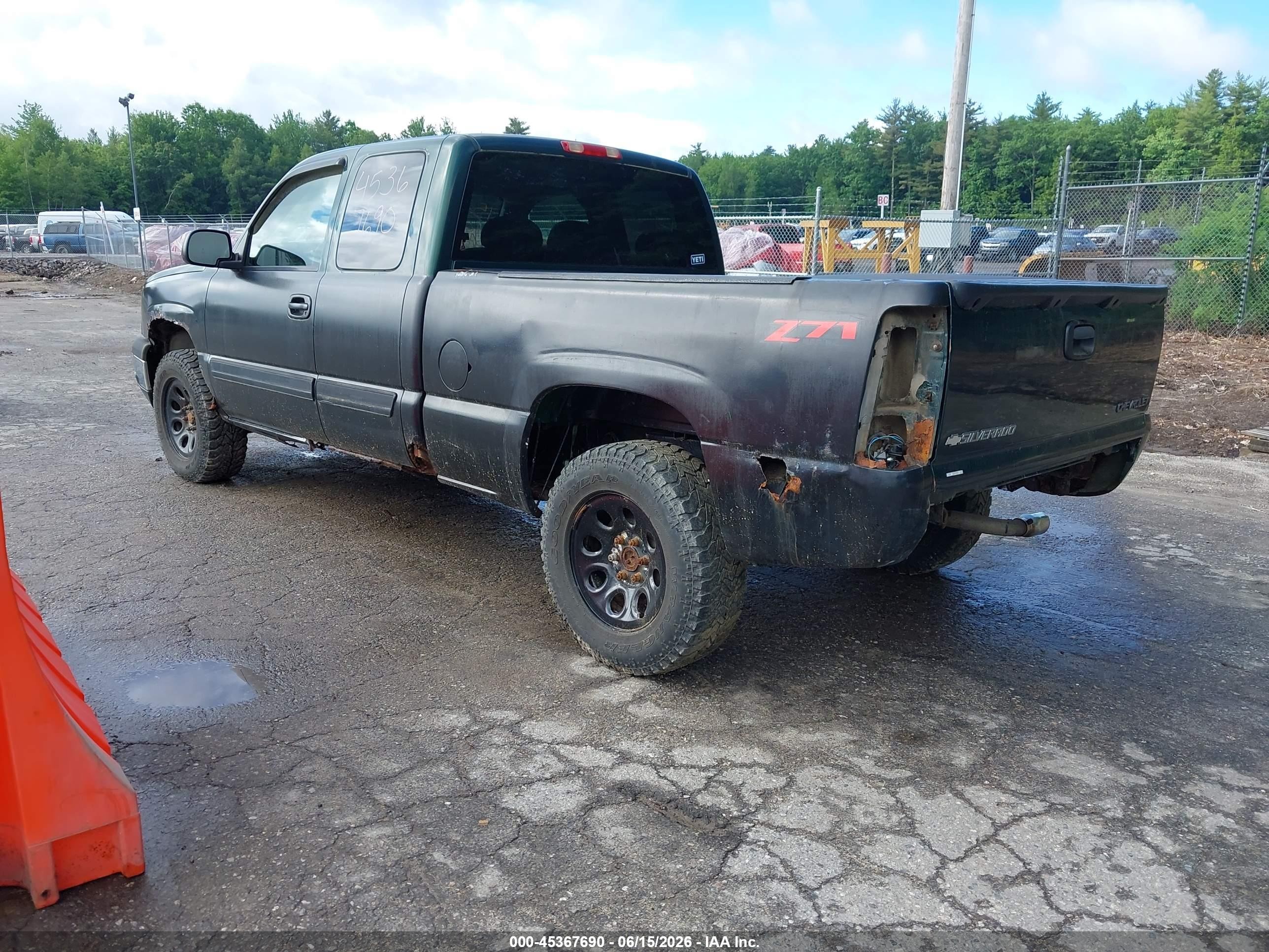 2005 Chevrolet Silverado 1500 Z71 Черный vin: 2GCEK19T551206168