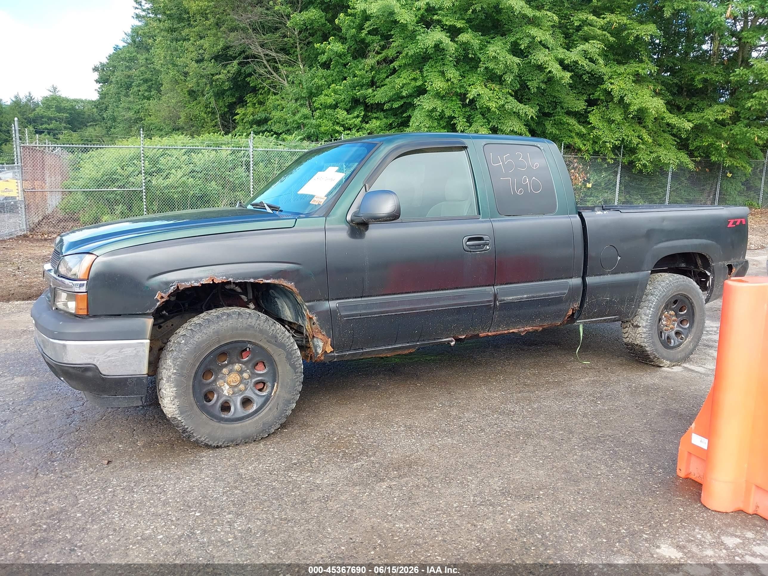2005 Chevrolet Silverado 1500 Z71 Черный vin: 2GCEK19T551206168