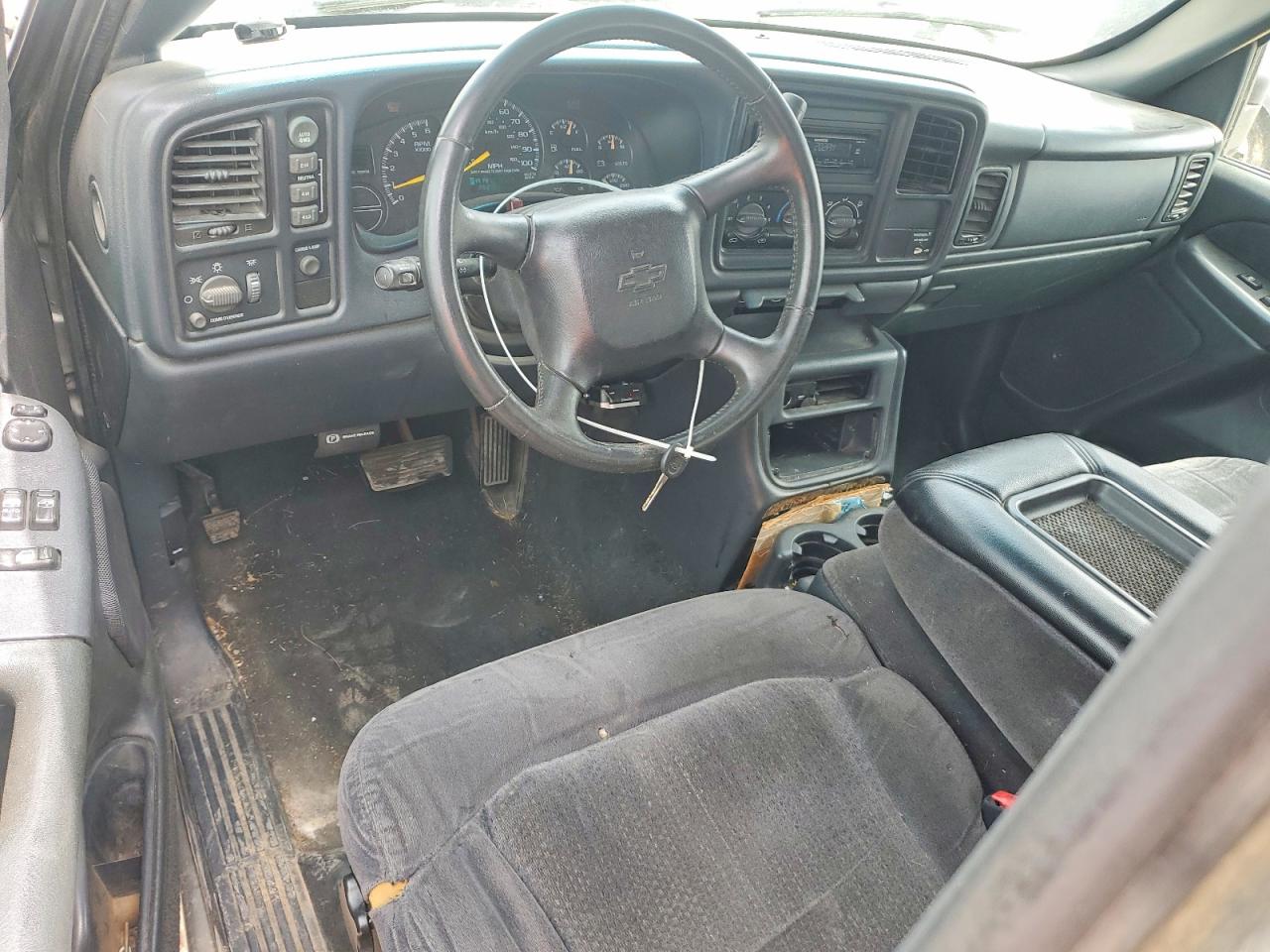 2000 Chevrolet Silverado K1500 Silver vin: 2GCEK19T5Y1156697