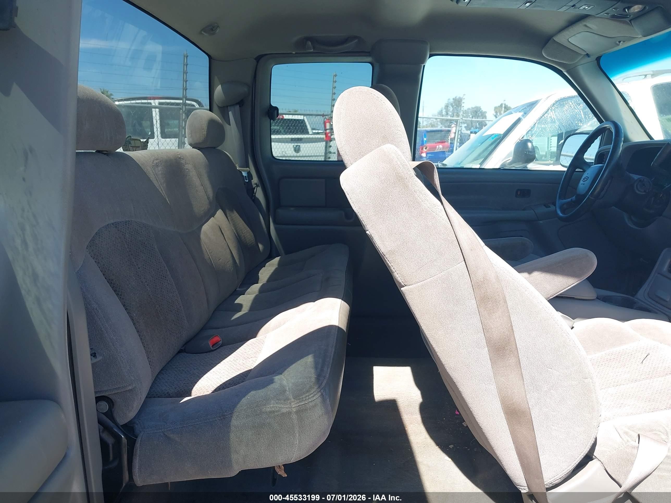 2000 Chevrolet Silverado 1500 Ls White vin: 2GCEK19T5Y1337878