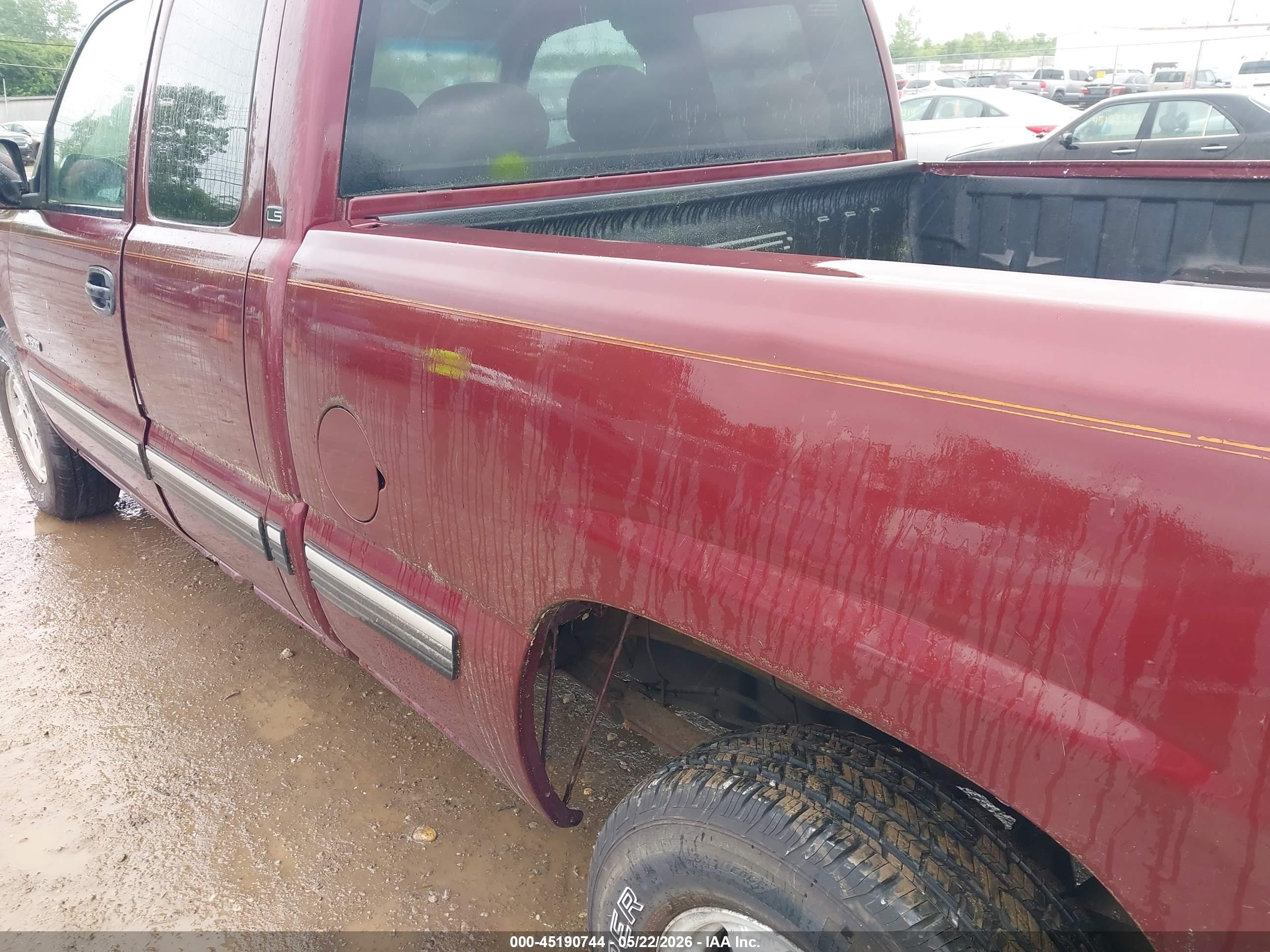 2000 Chevrolet Silverado 1500 Ls Burgundy vin: 2GCEK19T5Y1338111