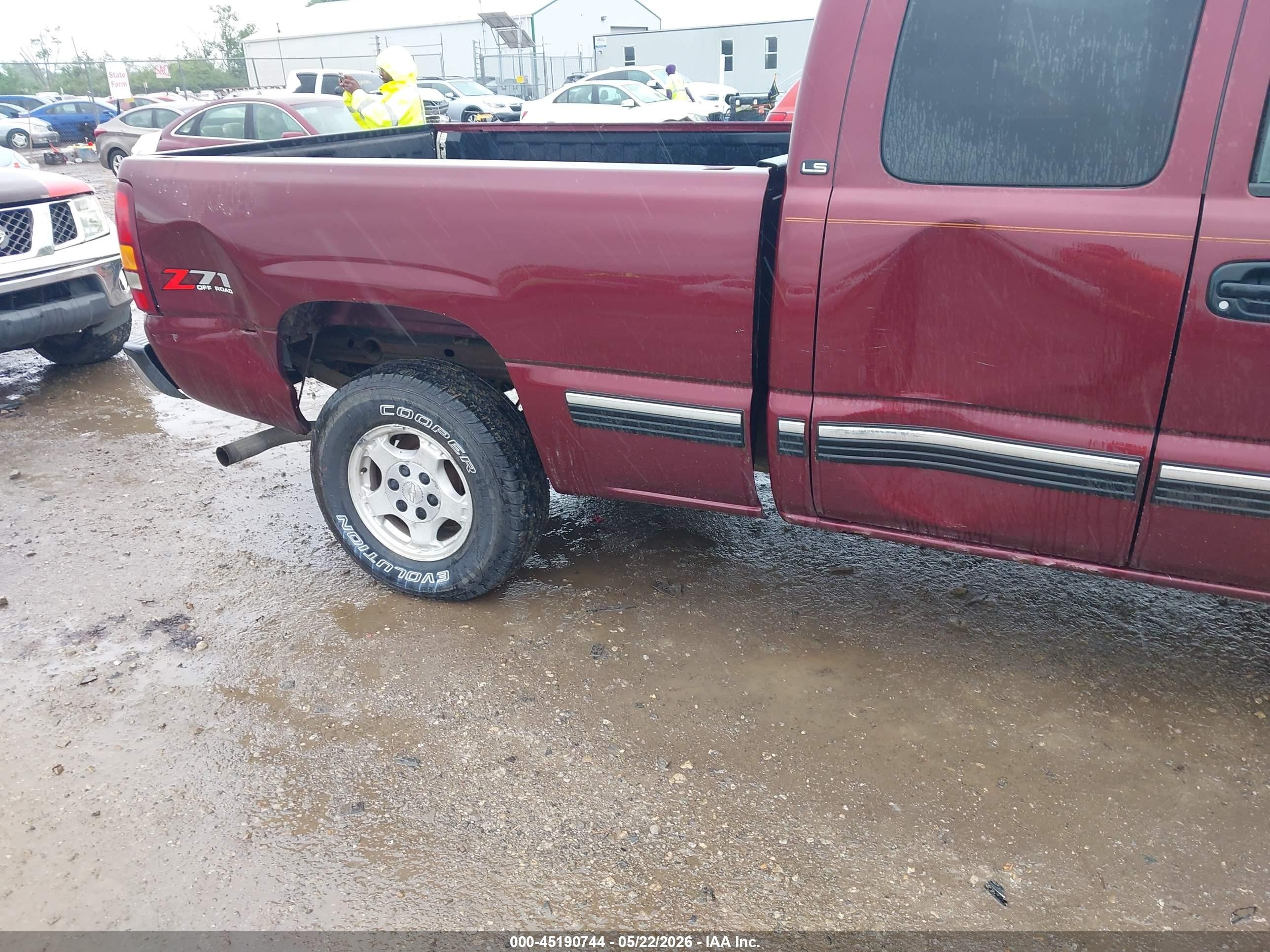 2000 Chevrolet Silverado 1500 Ls Burgundy vin: 2GCEK19T5Y1338111