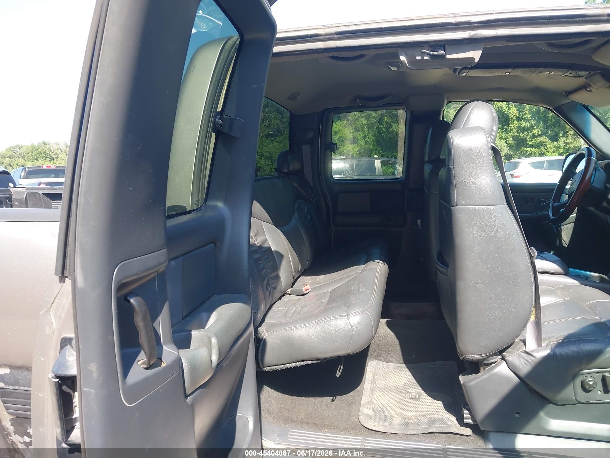 2002 Chevrolet Silverado 1500 Lt Silver vin: 2GCEK19T621131587
