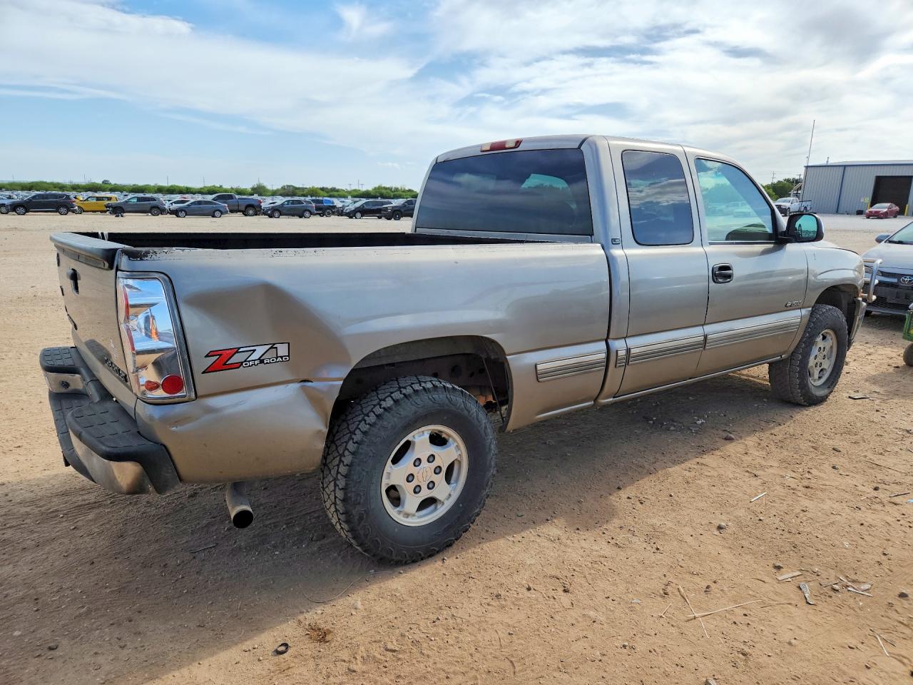 2002 Chevrolet Silverado K1500 Silver vin: 2GCEK19T621181163
