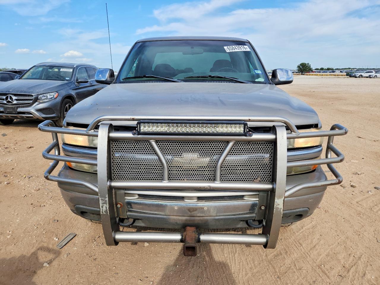 2002 Chevrolet Silverado K1500 Silver vin: 2GCEK19T621181163