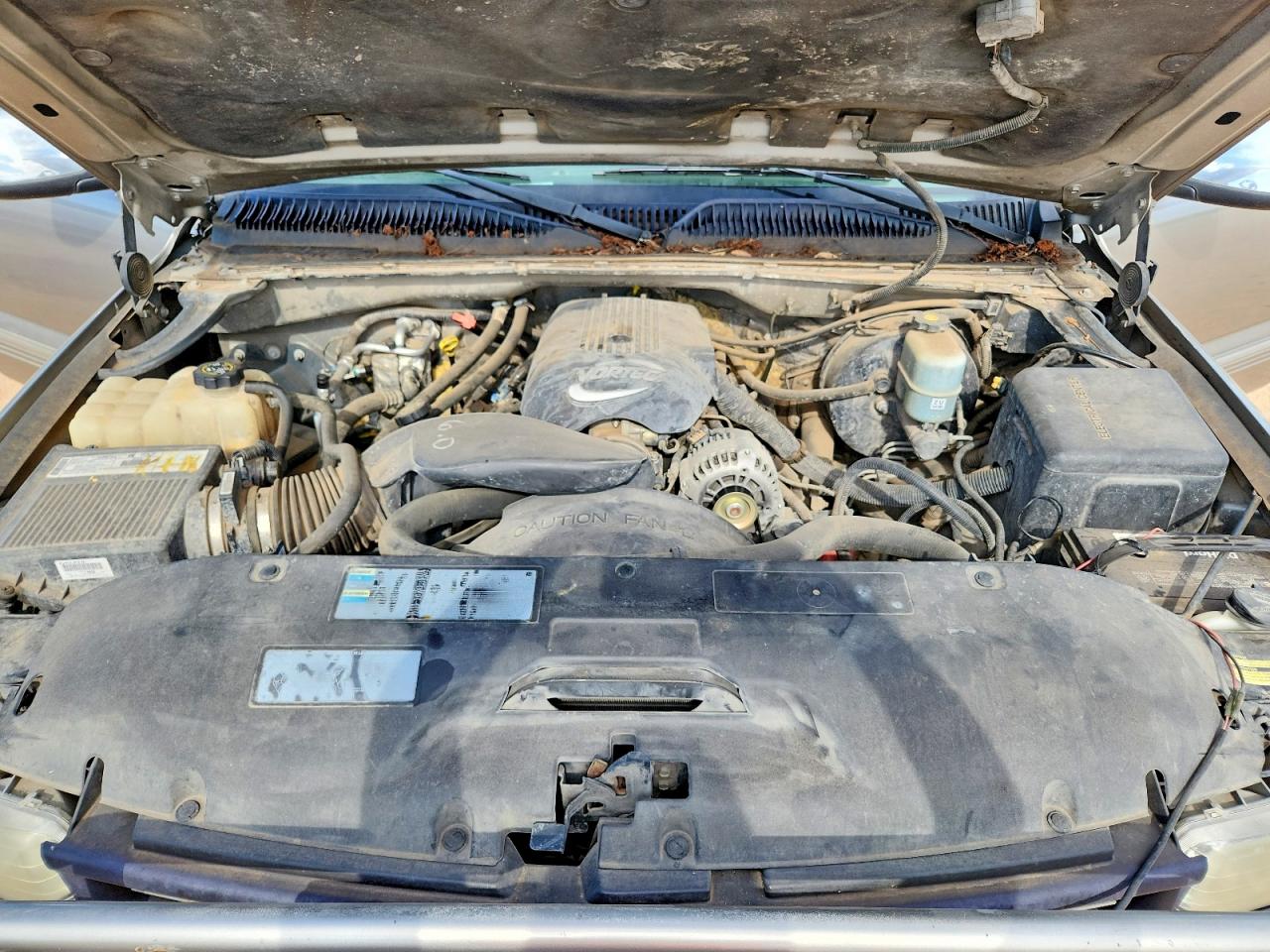 2002 Chevrolet Silverado K1500 Silver vin: 2GCEK19T621181163