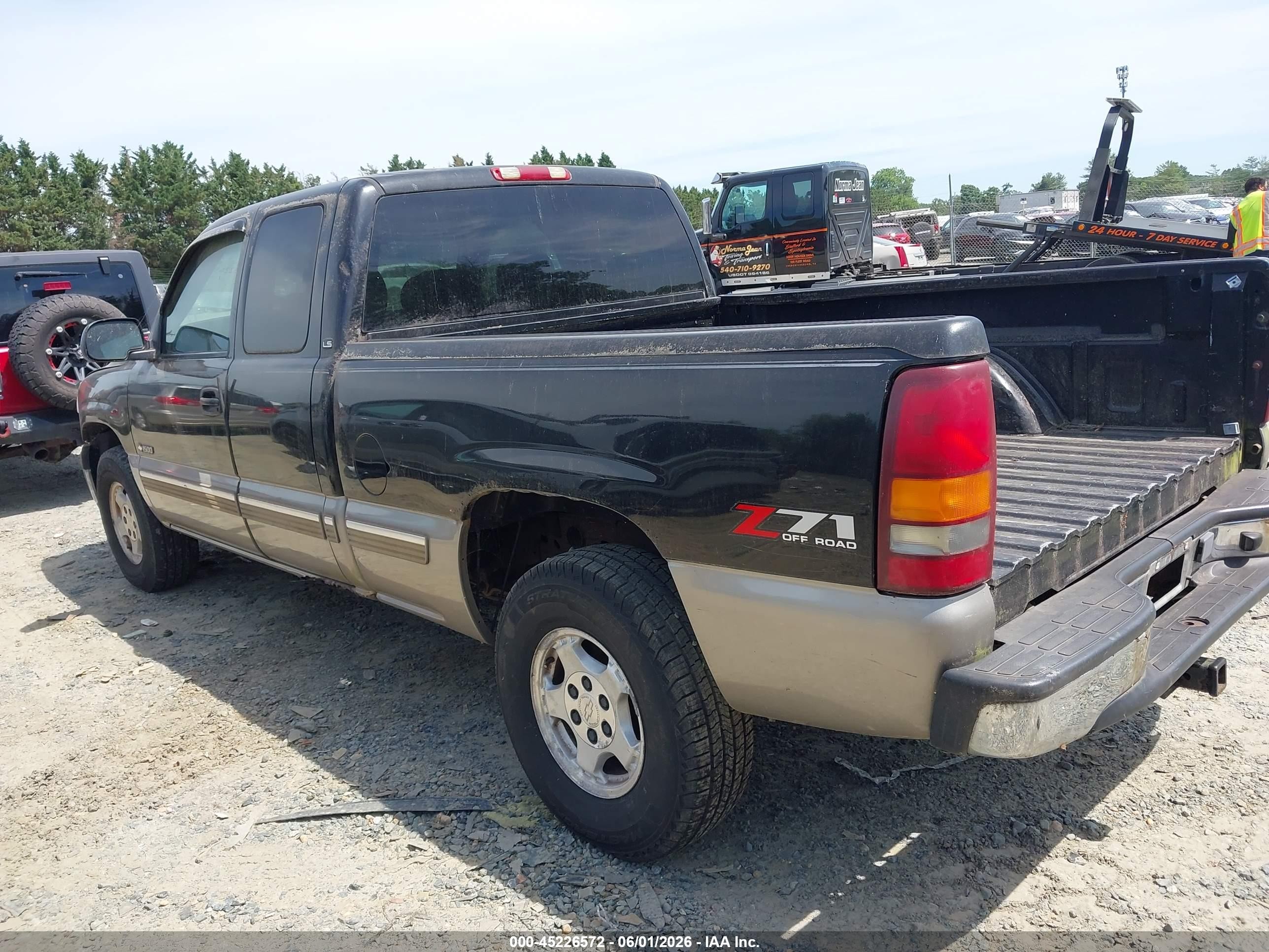 2002 Chevrolet Silverado 1500 Ls Black vin: 2GCEK19T621334754