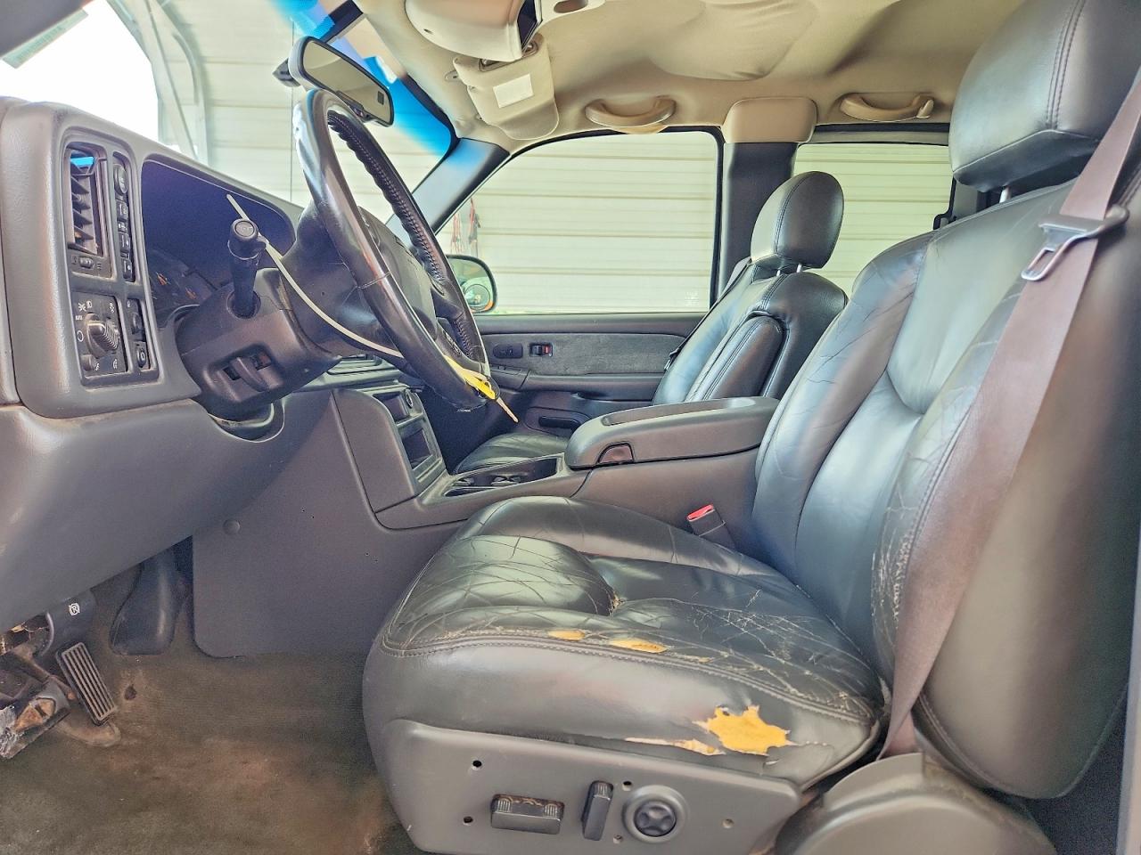 2003 Chevrolet Silverado K1500 White vin: 2GCEK19T631247552