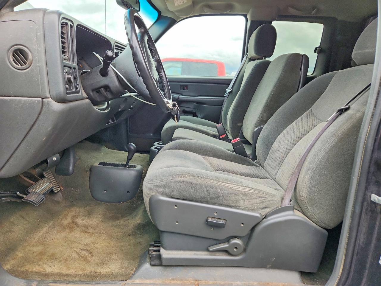 2004 Chevrolet Silverado K1500 Charcoal vin: 2GCEK19T641253546