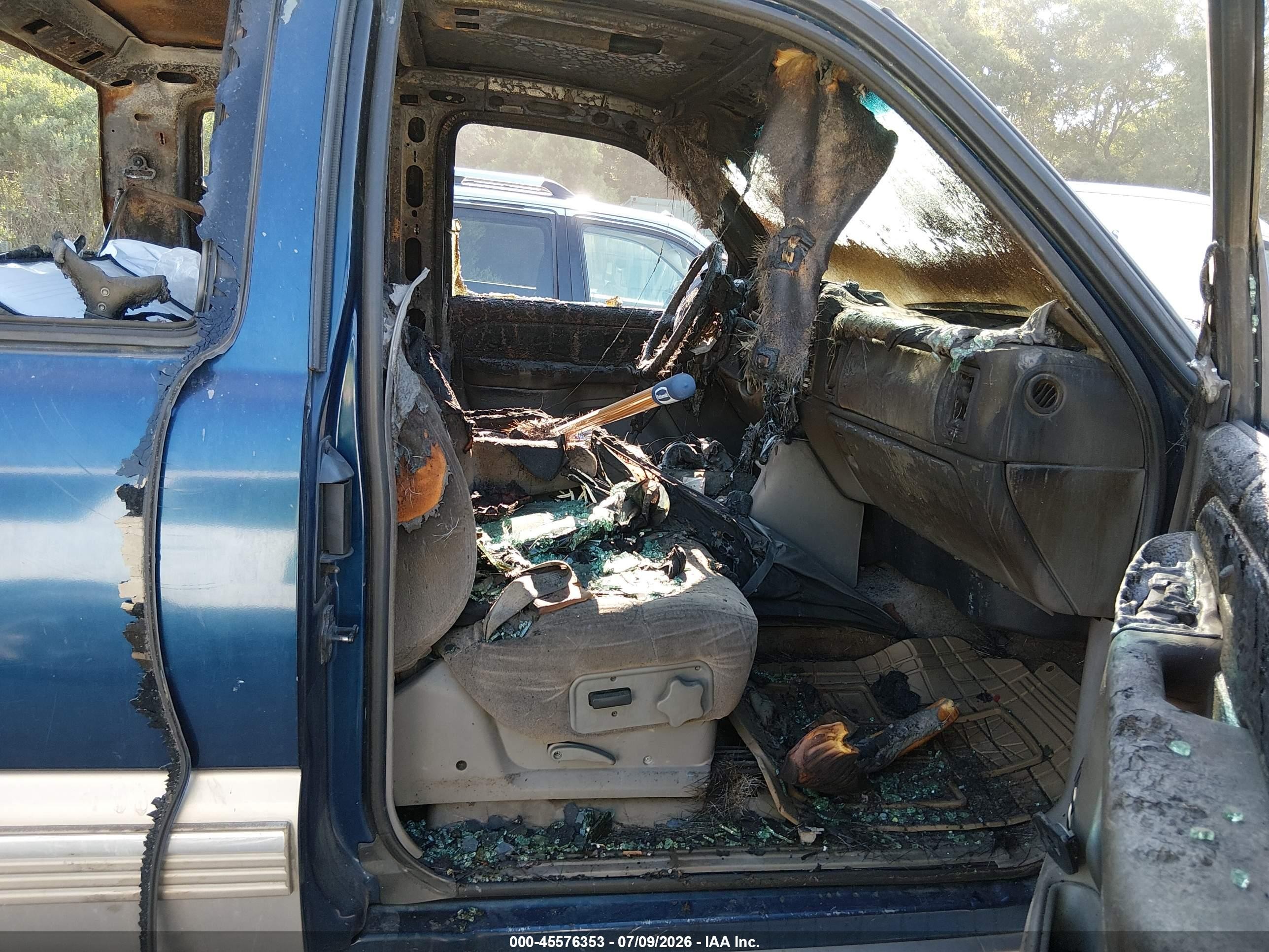 2000 Chevrolet Silverado 1500 Ls Blue vin: 2GCEK19T6Y1137088