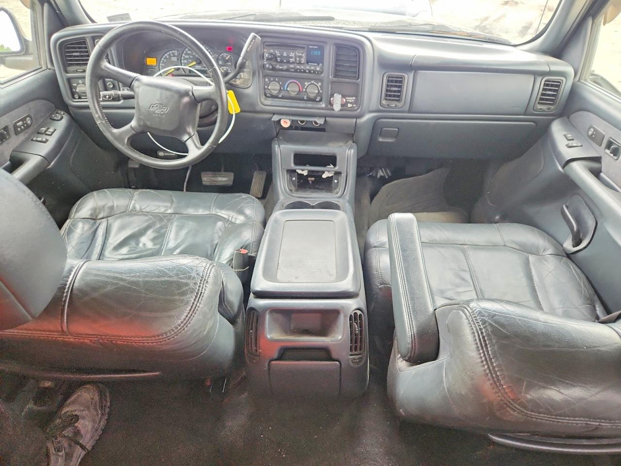 2000 Chevrolet Silverado K1500 Black vin: 2GCEK19T6Y1209262