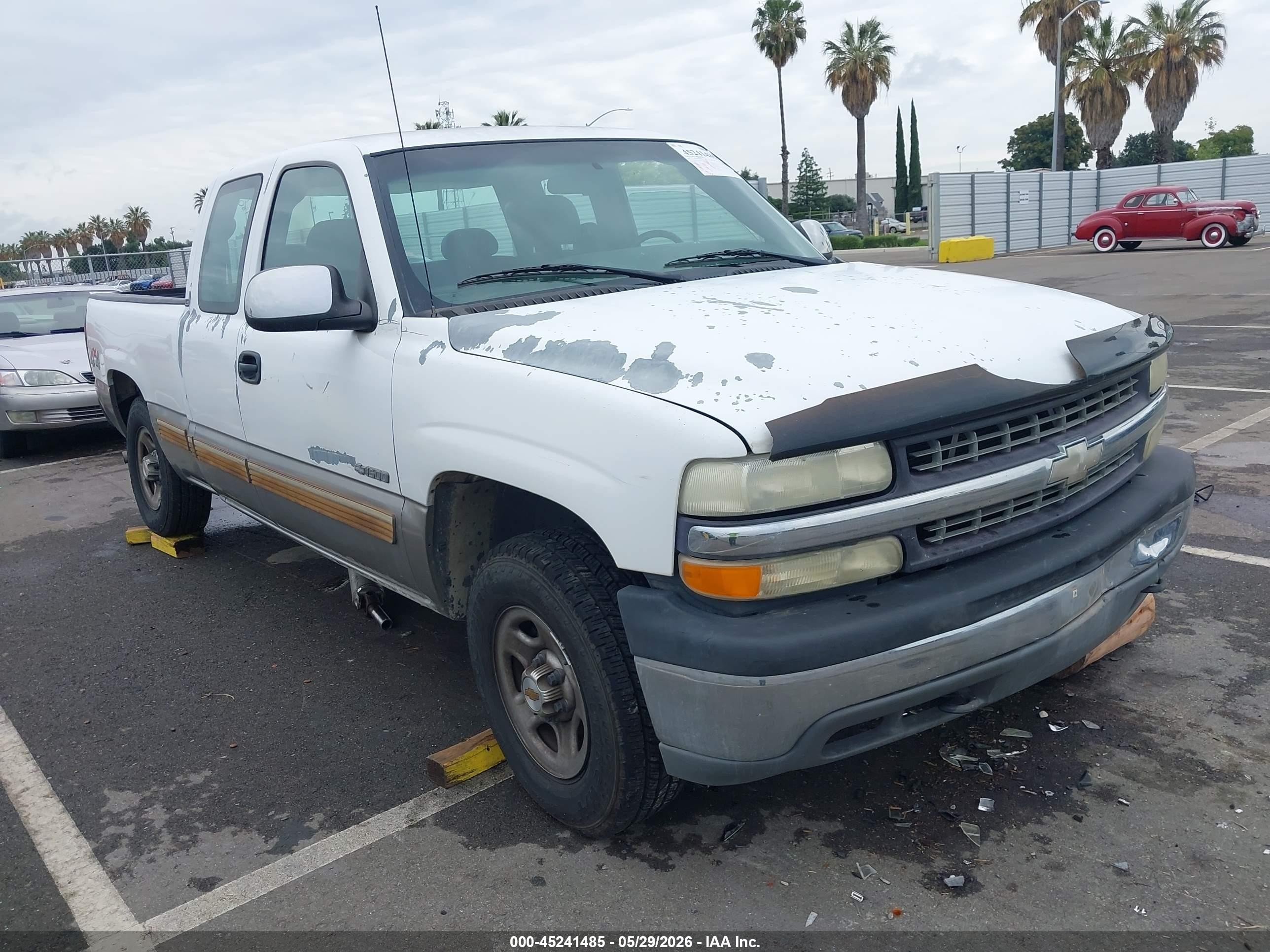 2001 Chevrolet Silverado 1500 Ls White vin: 2GCEK19T711259559