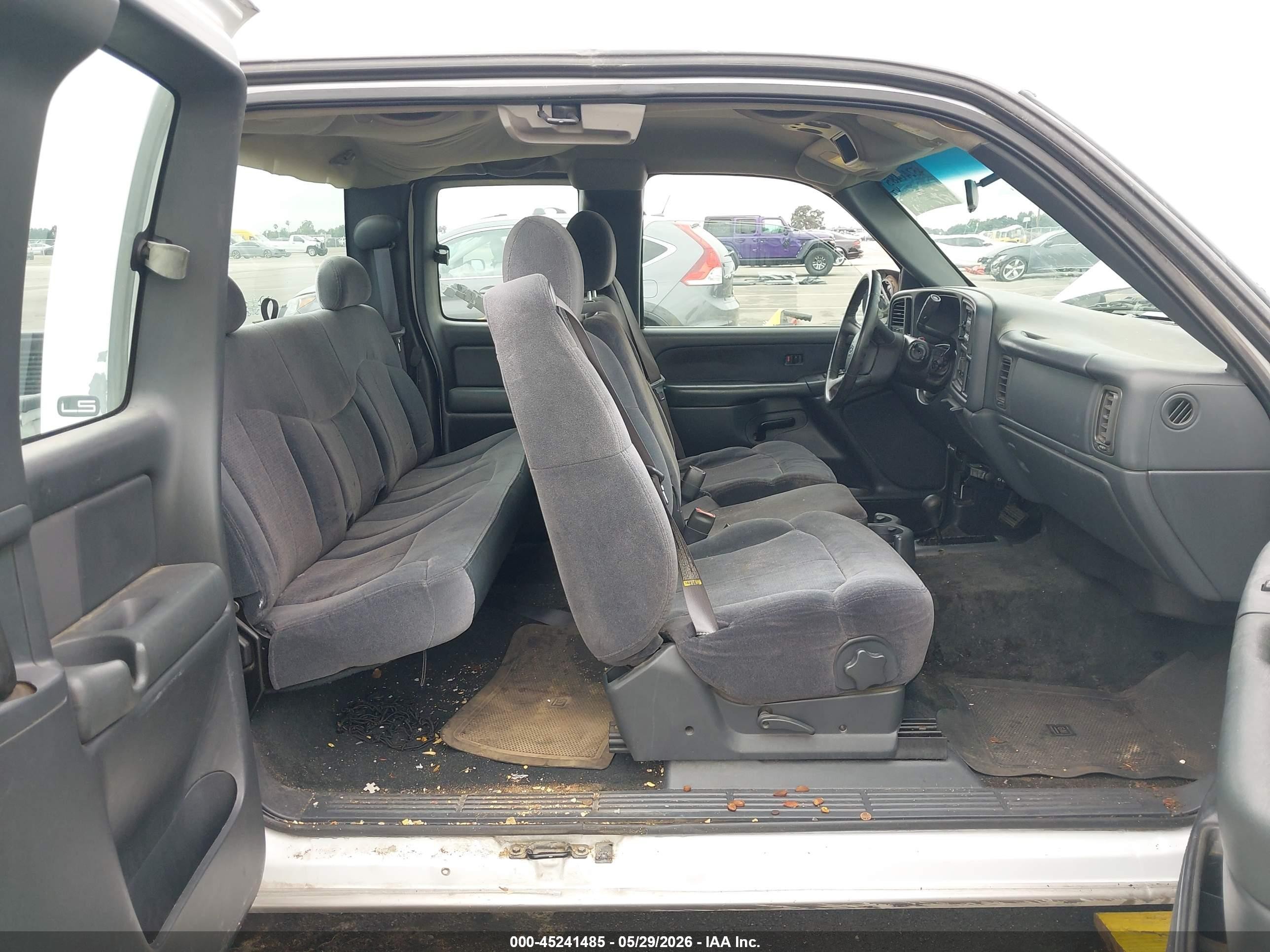 2001 Chevrolet Silverado 1500 Ls Белый vin: 2GCEK19T711259559