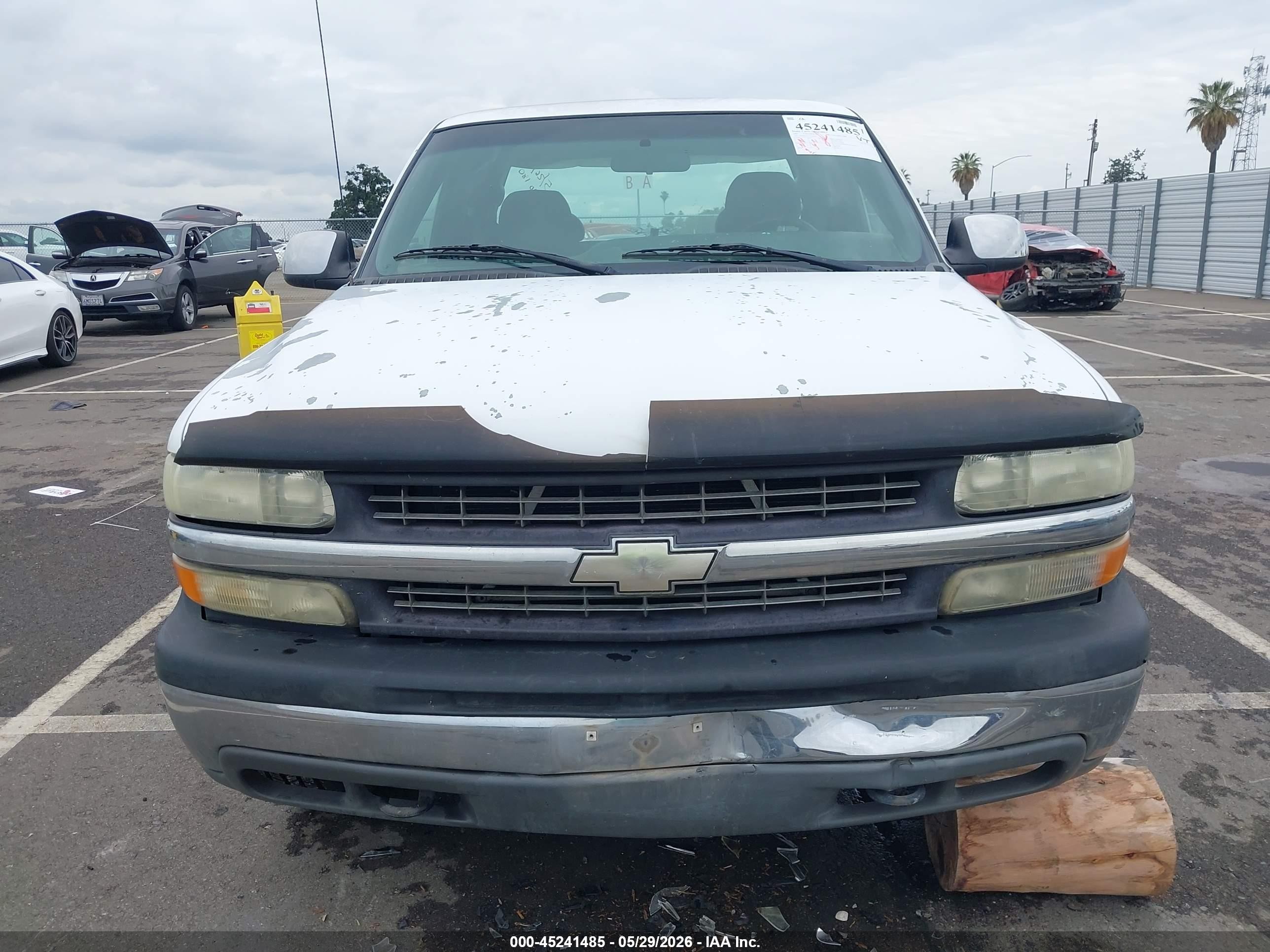 2001 Chevrolet Silverado 1500 Ls Белый vin: 2GCEK19T711259559