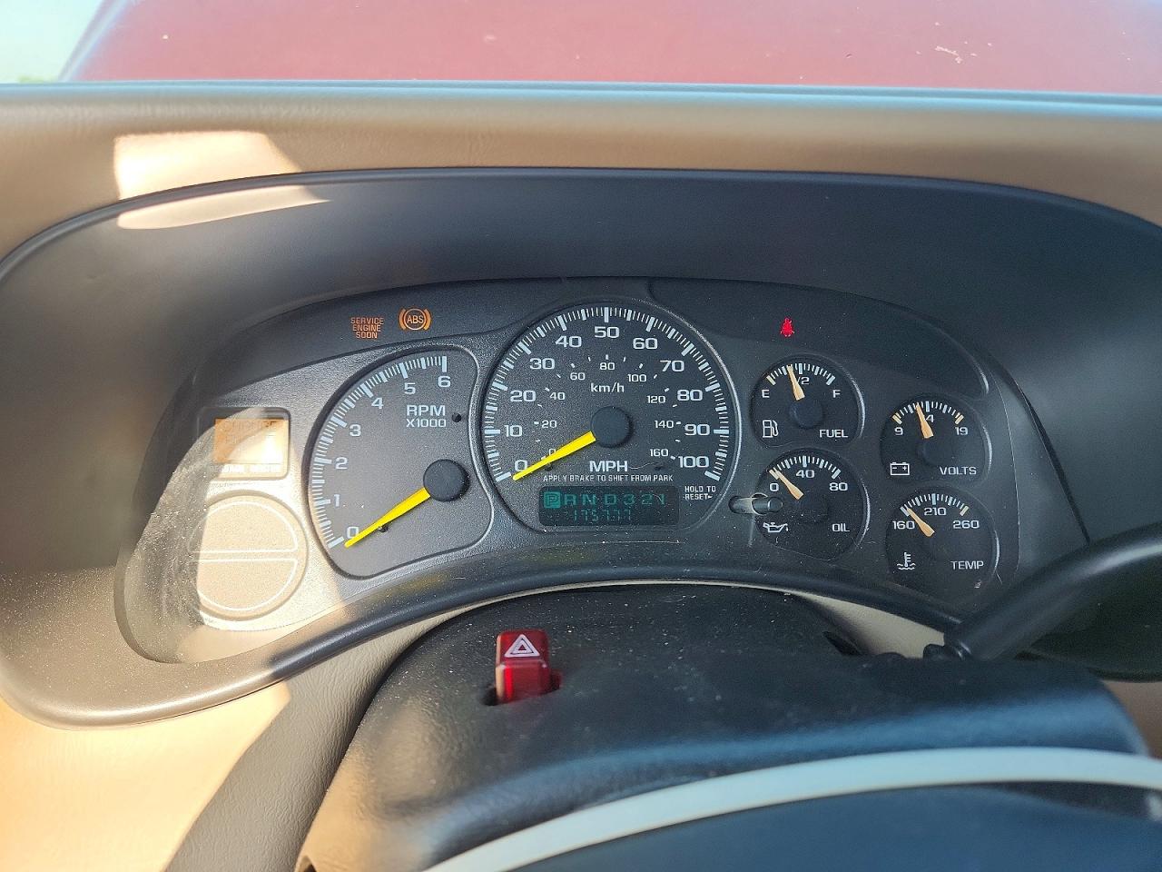 2001 Chevrolet Silverado K1500 Maroon vin: 2GCEK19T711329190