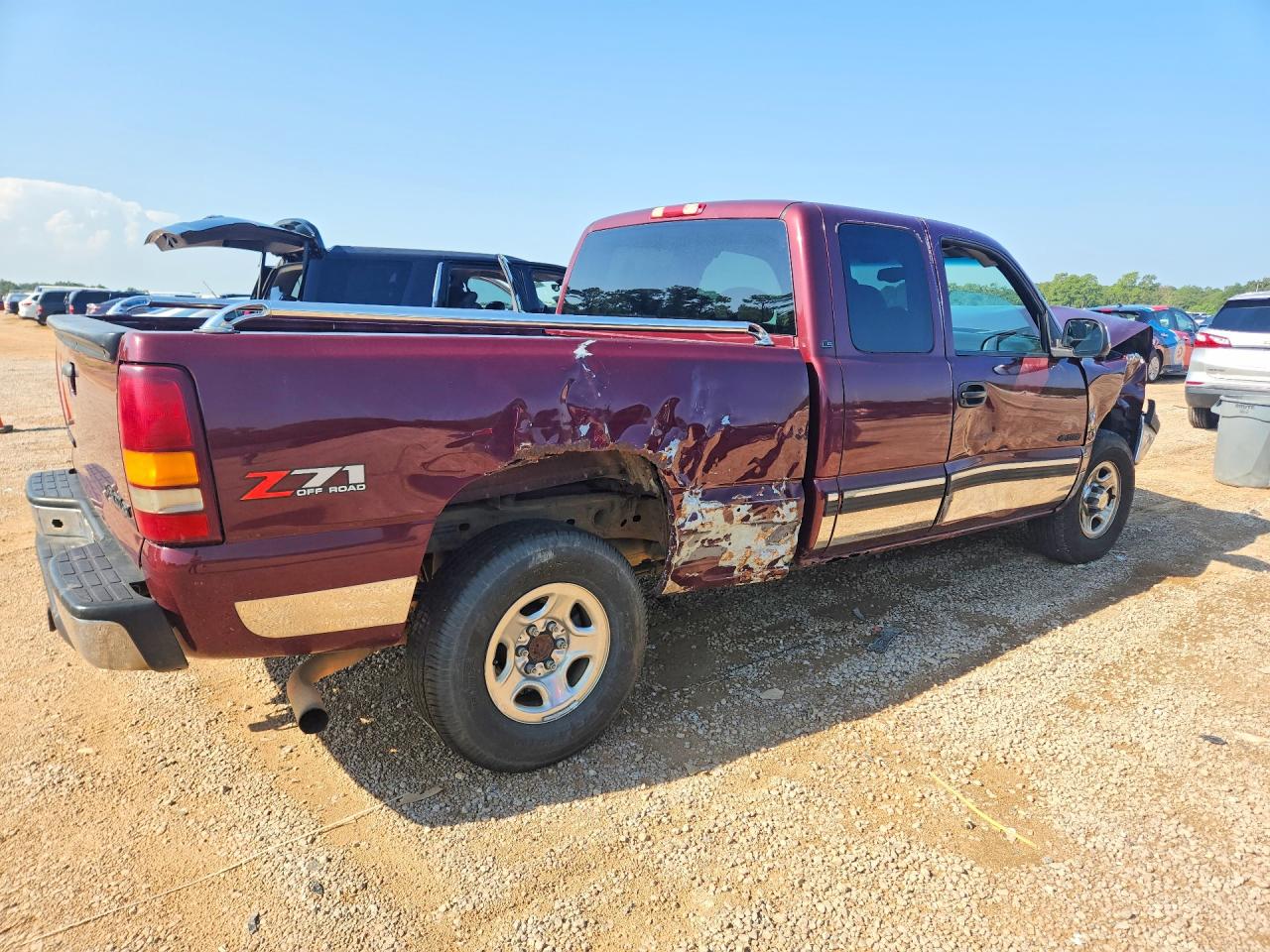 2001 Chevrolet Silverado K1500 Maroon vin: 2GCEK19T711329190