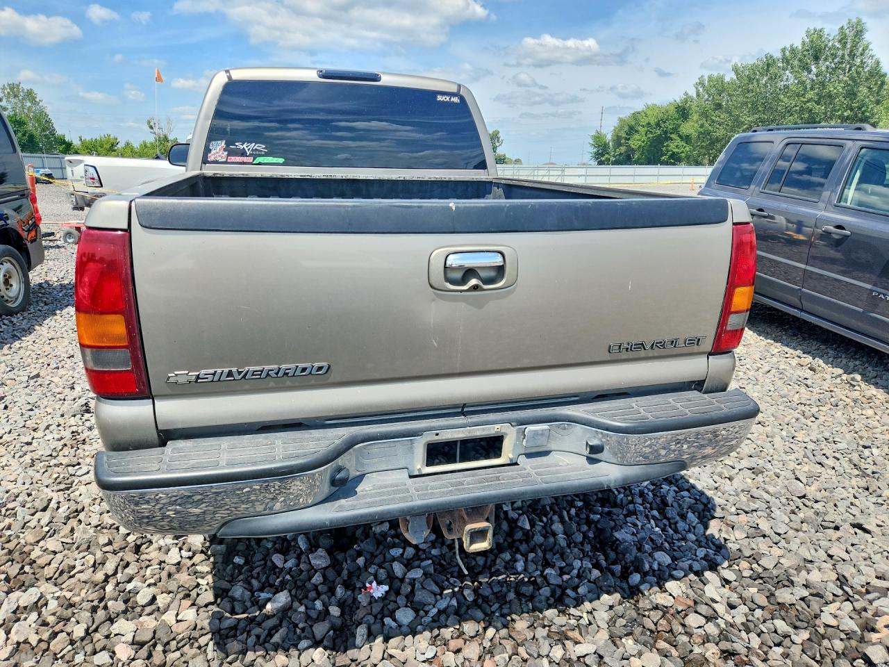 2001 Chevrolet Silverado K1500 Tan vin: 2GCEK19T711357605