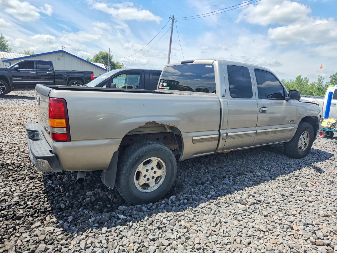 2001 Chevrolet Silverado K1500 Tan vin: 2GCEK19T711357605