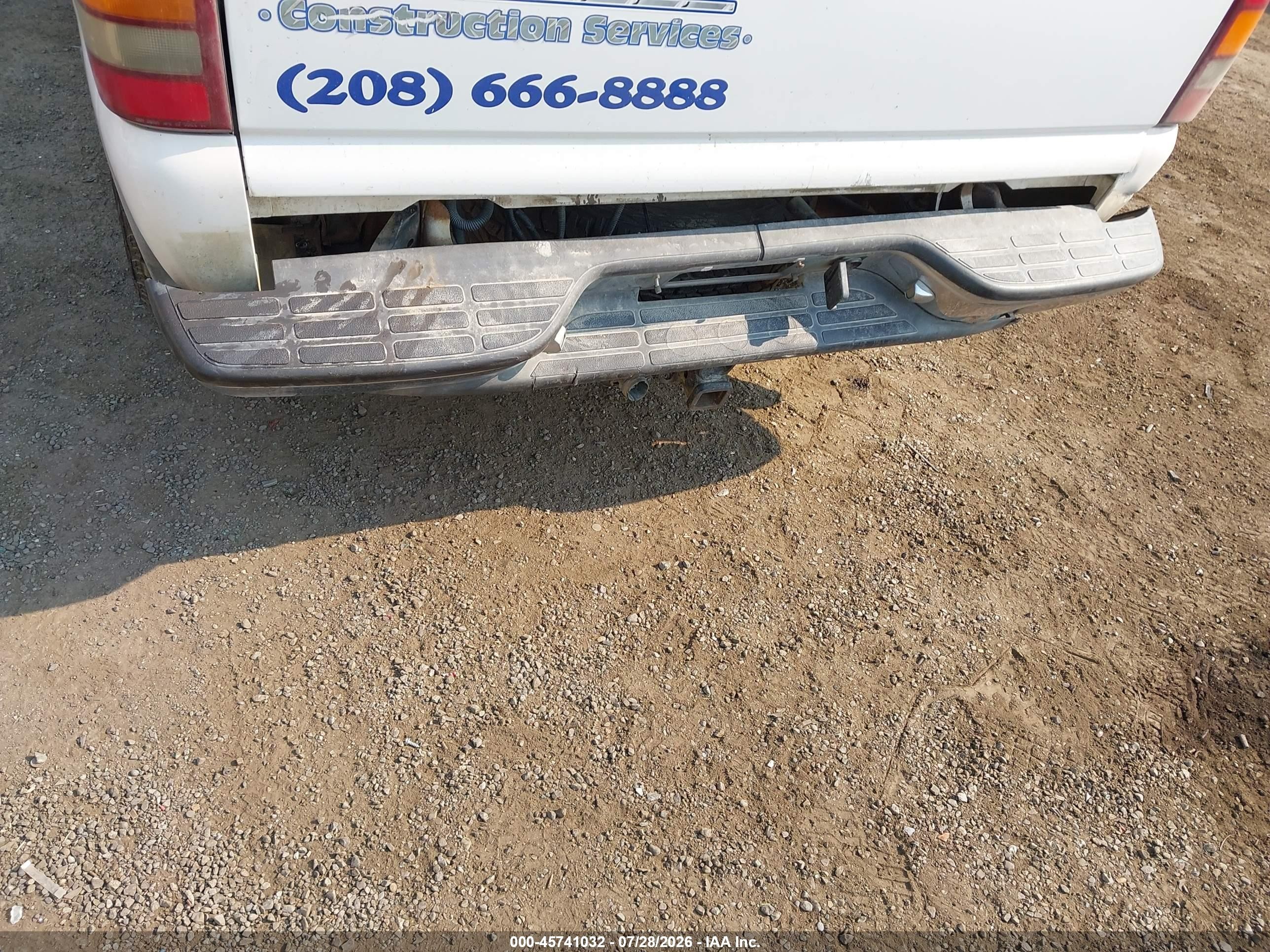 2002 Chevrolet Silverado 1500 Ls White vin: 2GCEK19T721137060