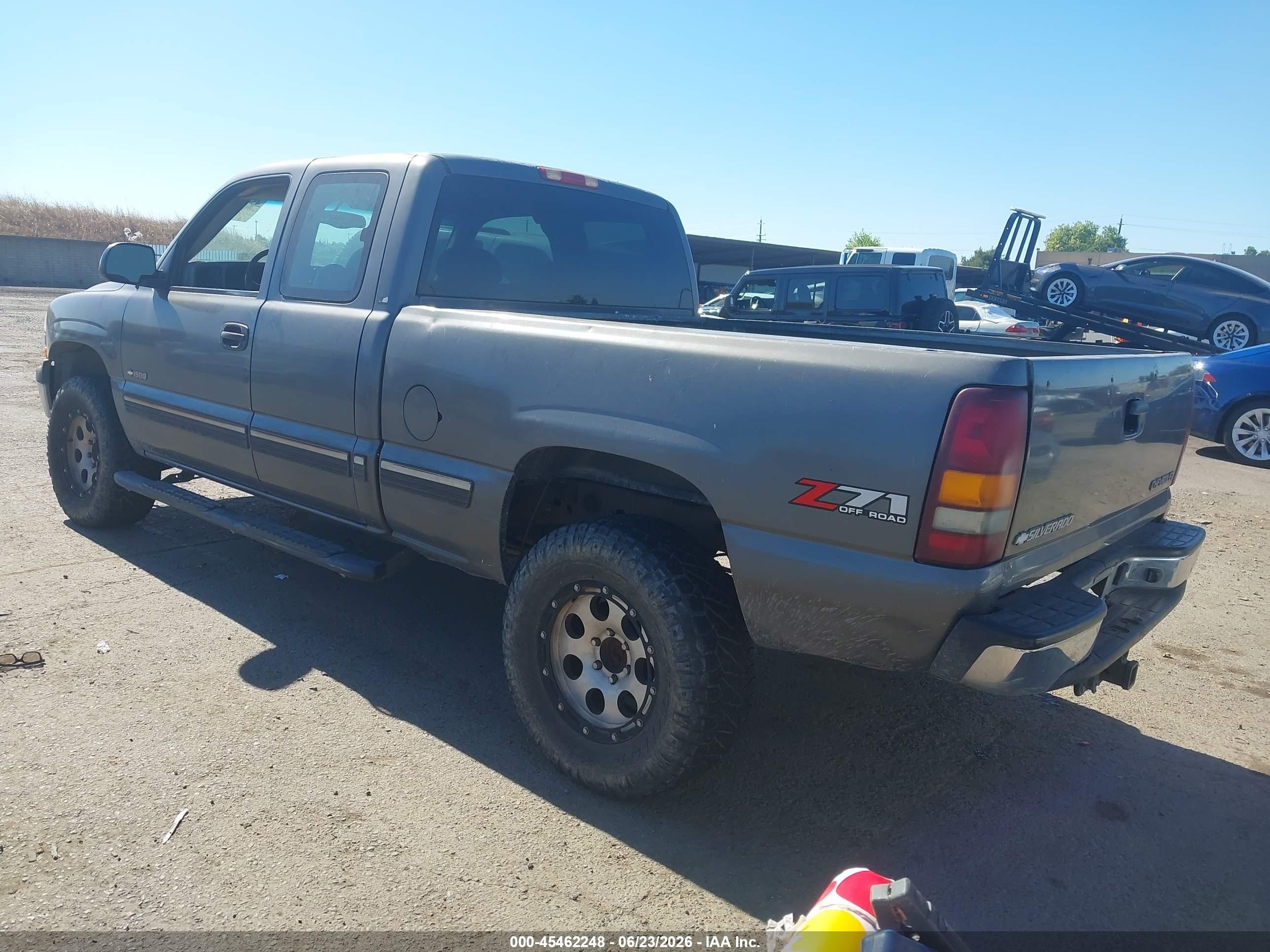 2002 Chevrolet Silverado 1500 Ls Gray vin: 2GCEK19T721257375