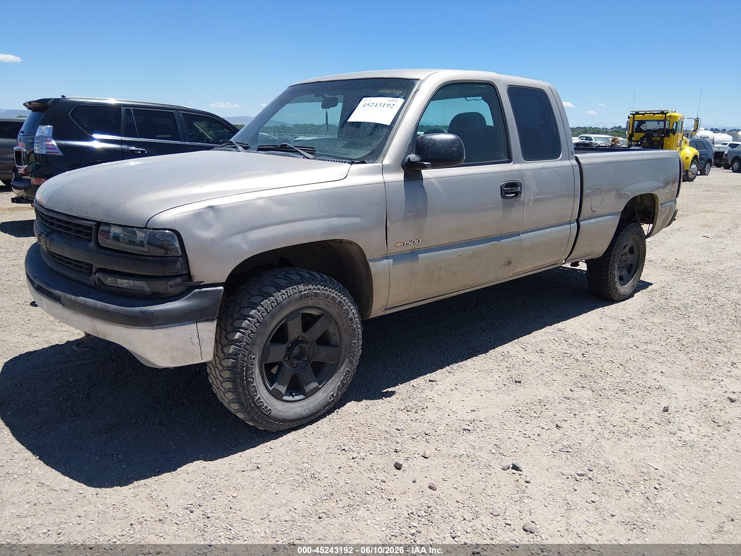 2002 Chevrolet Silverado 1500   Gray vin: 2GCEK19T721390878