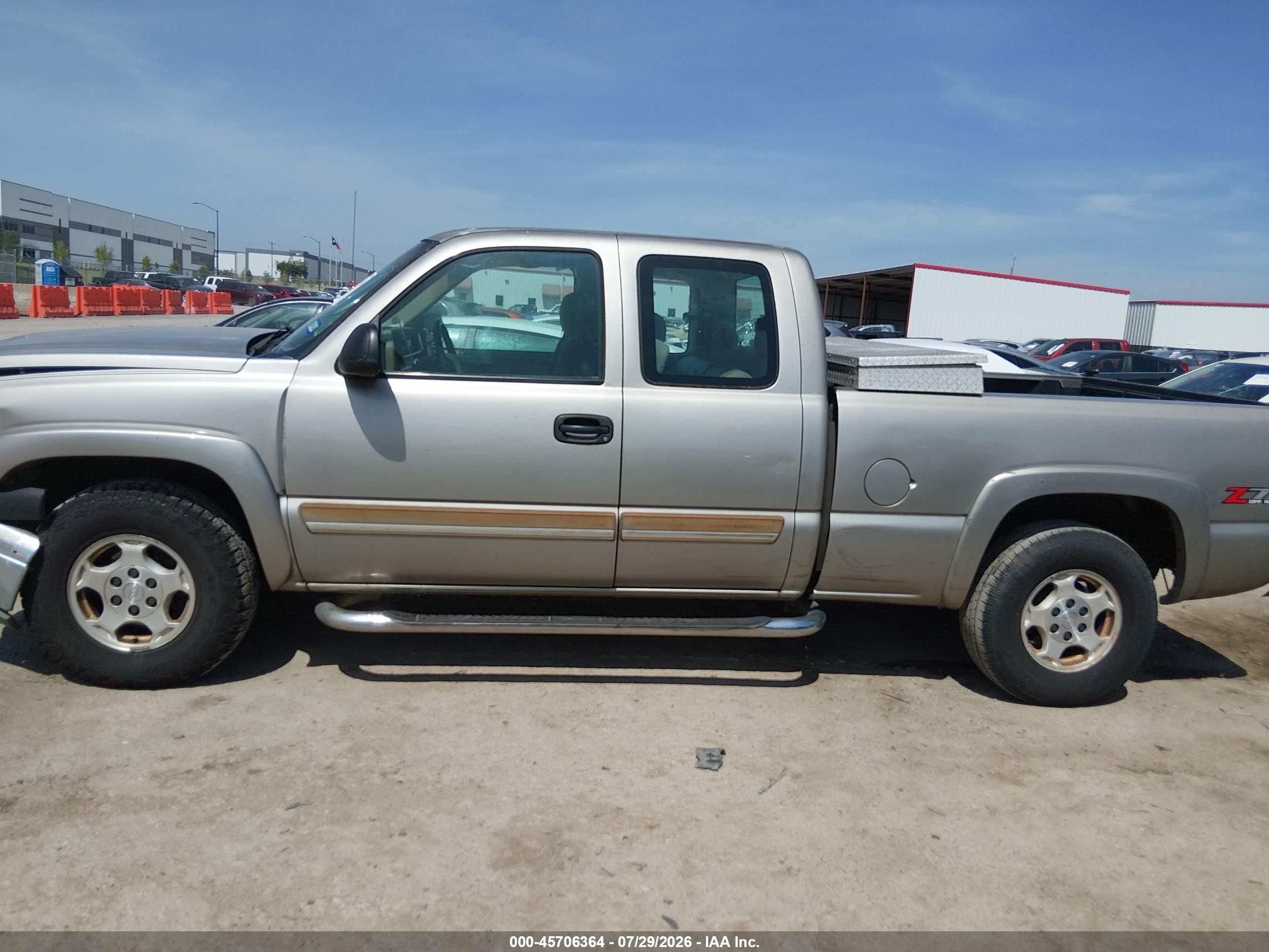 2003 Chevrolet Silverado 1500 Ls Золотой vin: 2GCEK19T731104321