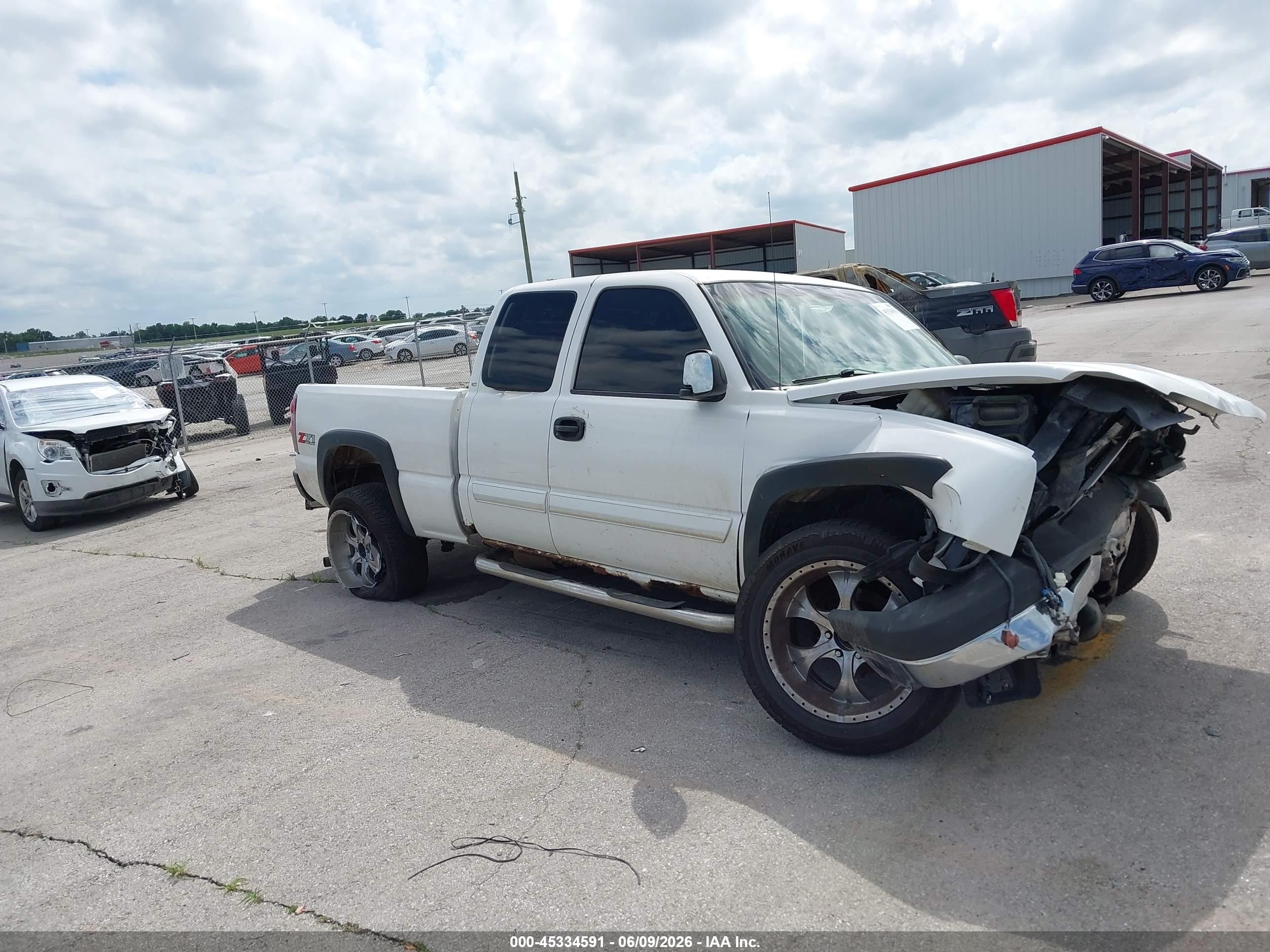 2003 Chevrolet Silverado 1500 Ls White vin: 2GCEK19T731273190