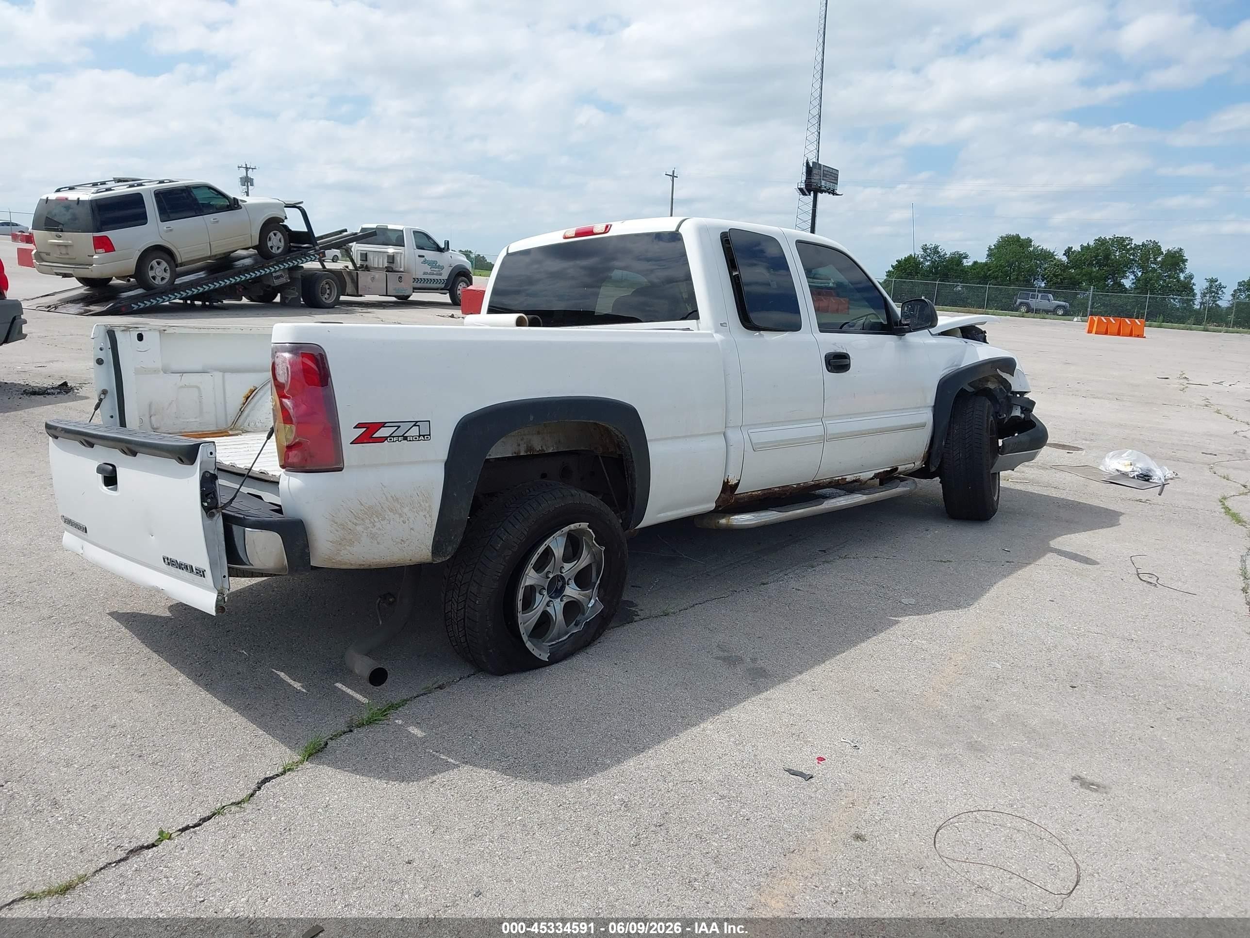 2003 Chevrolet Silverado 1500 Ls White vin: 2GCEK19T731273190