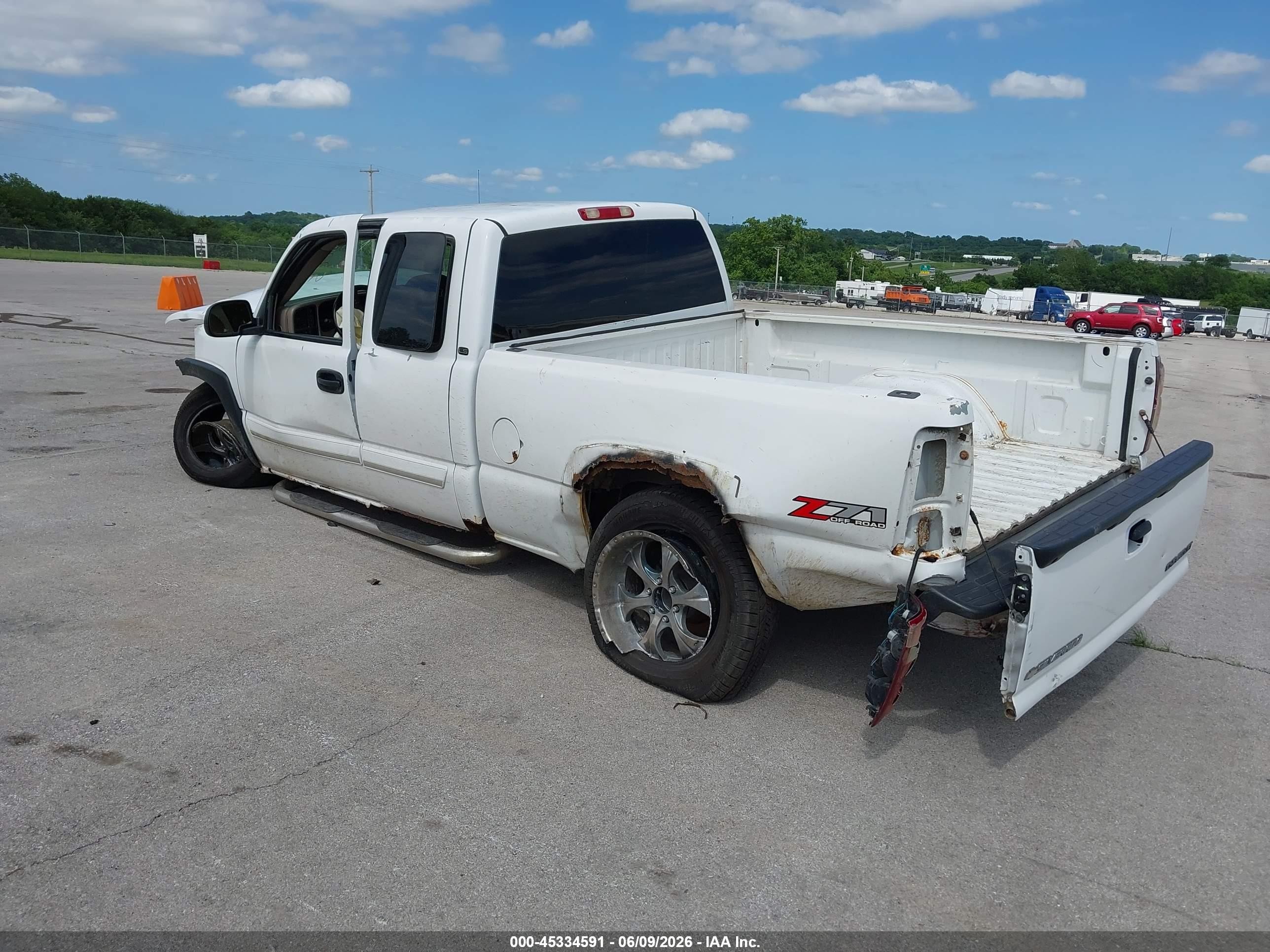 2003 Chevrolet Silverado 1500 Ls White vin: 2GCEK19T731273190