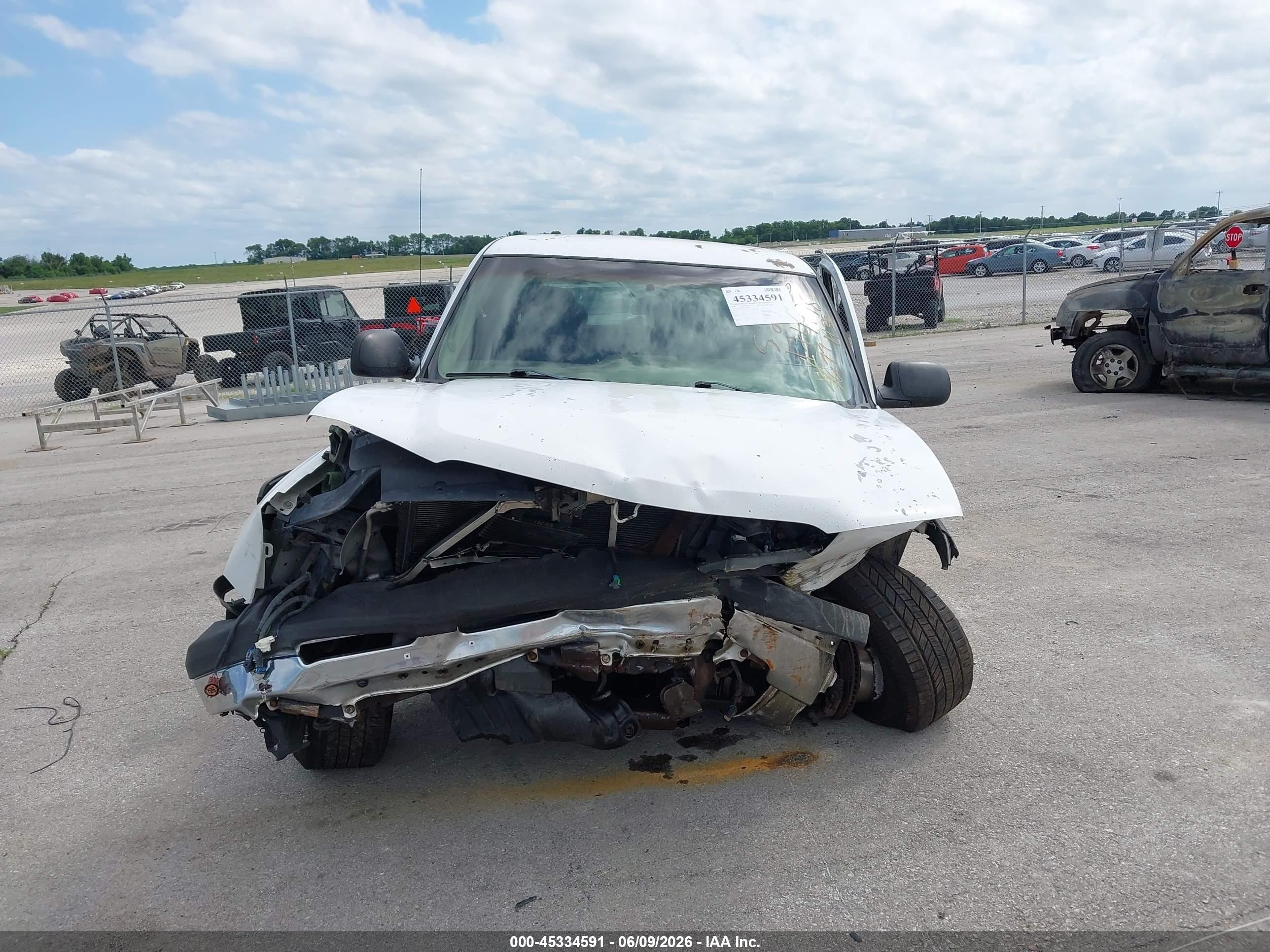 2003 Chevrolet Silverado 1500 Ls White vin: 2GCEK19T731273190
