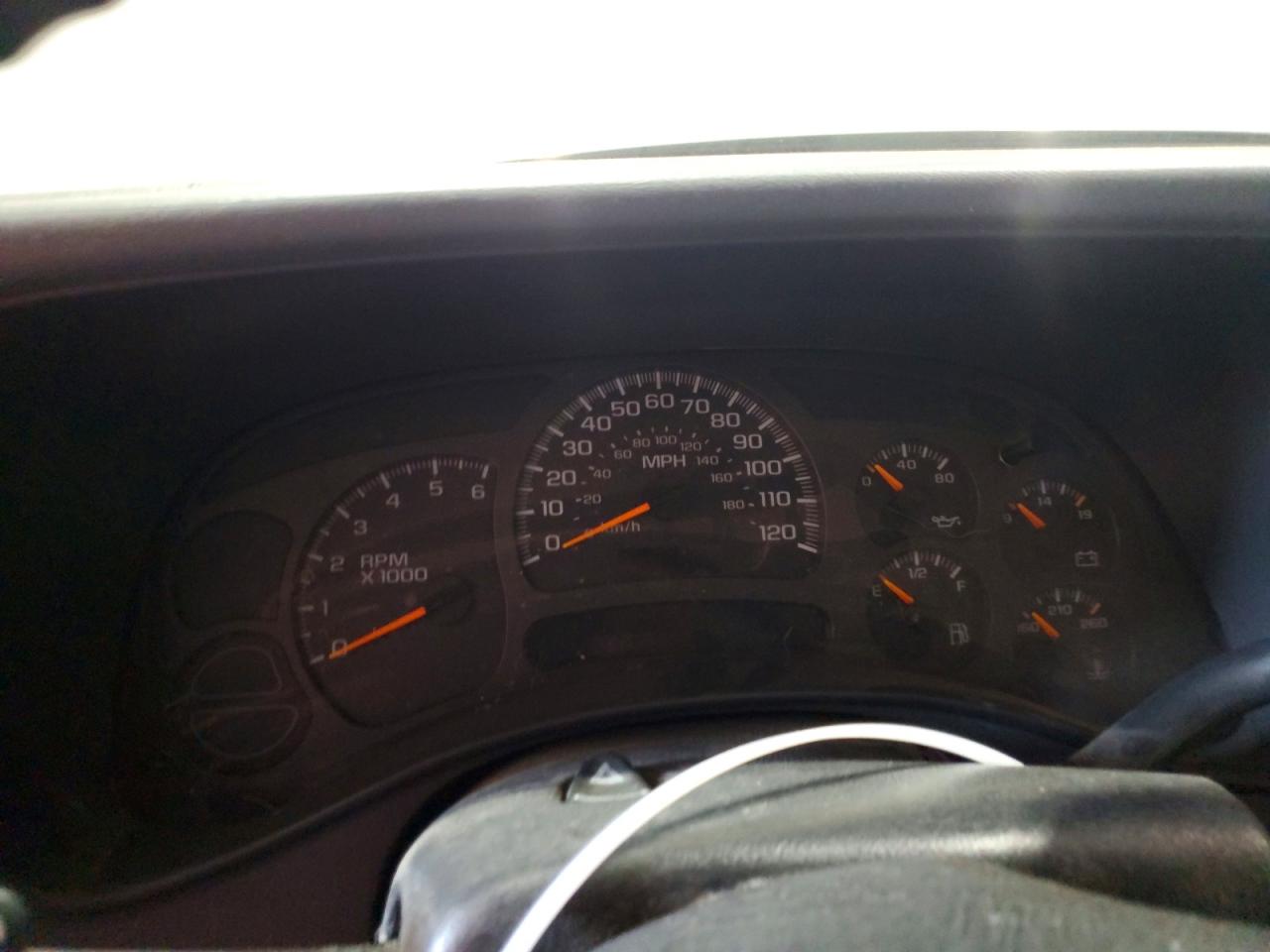 2004 Chevrolet Silverado K1500 Золотой vin: 2GCEK19T741241163
