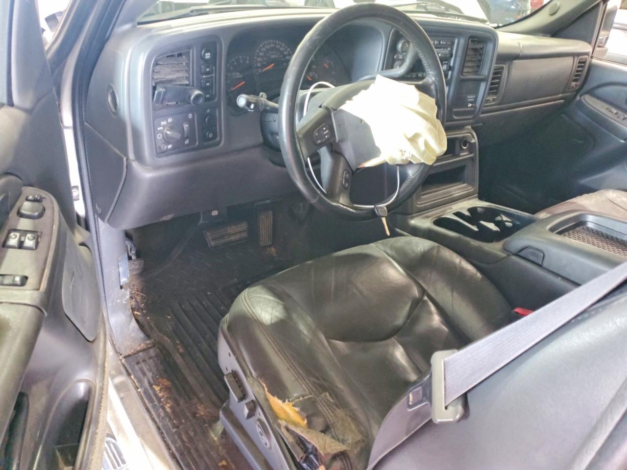 2004 Chevrolet Silverado K1500 Золотой vin: 2GCEK19T741241163